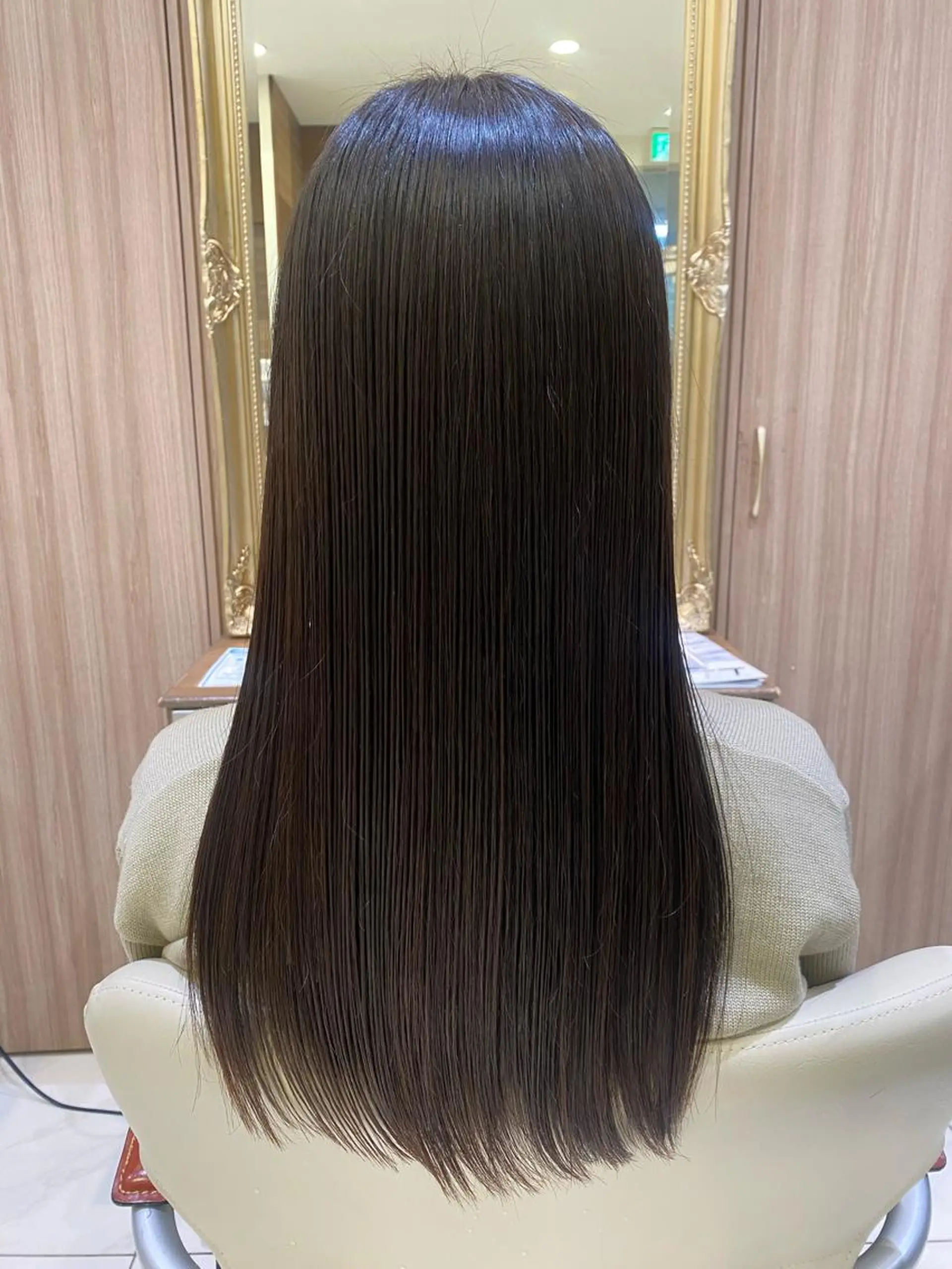 ロング パーマ 古川 琴美のヘアスタイル