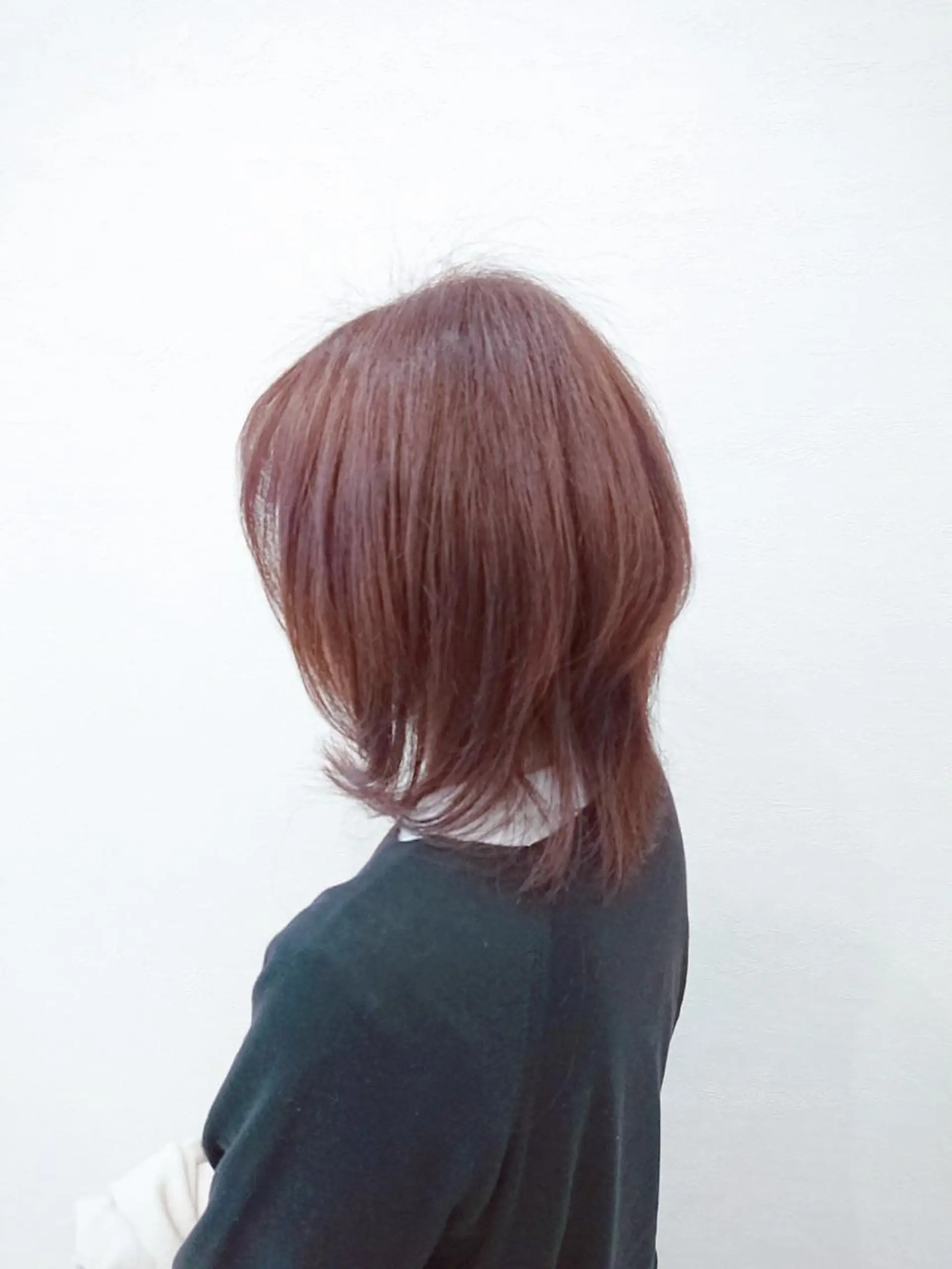 ミディアム 坂上 晴日のヘアスタイル