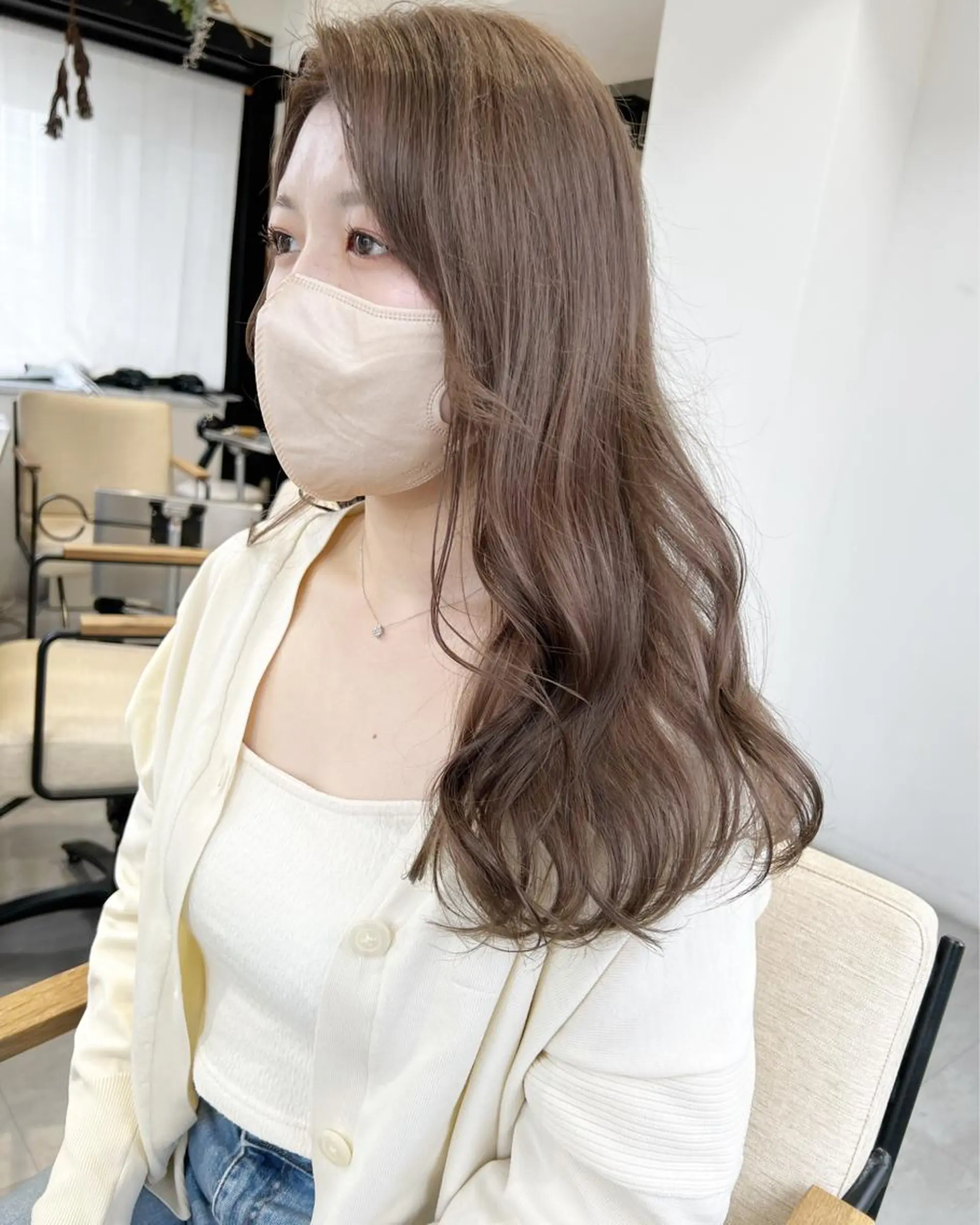 ミディアム デザイン🥇複雑履歴 ハイトーン特化のヘアスタイル