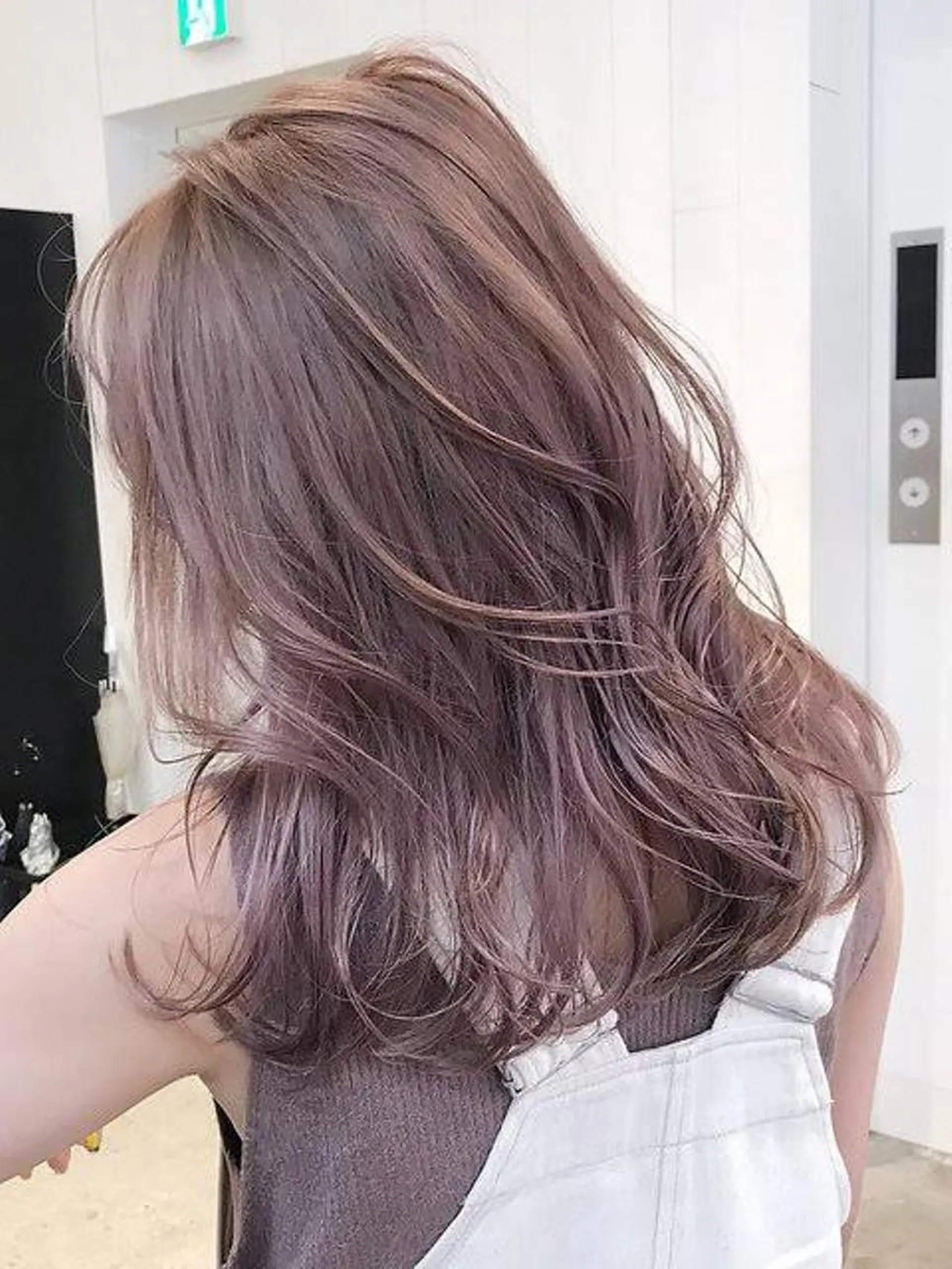 セミロング カット ヘアカラー パーマ Produce with SALON VILLAGE所属・メッシュパーマ職人/ 窪田 優也/ツイスパのヘアスタイル