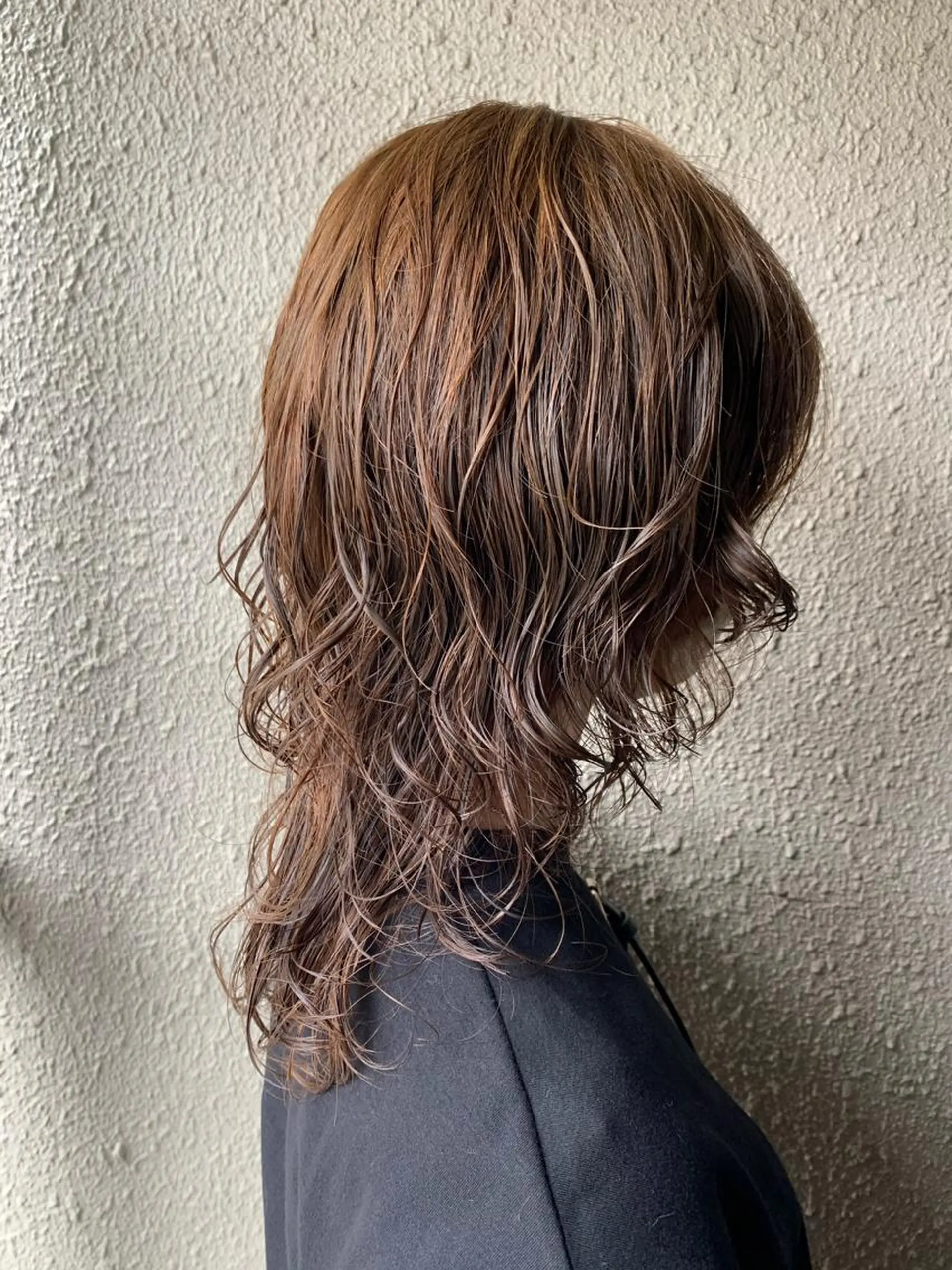 セミロング パーマ セミロングパーマ ウルフカット サダハルカ ｜chouetteのヘアスタイル