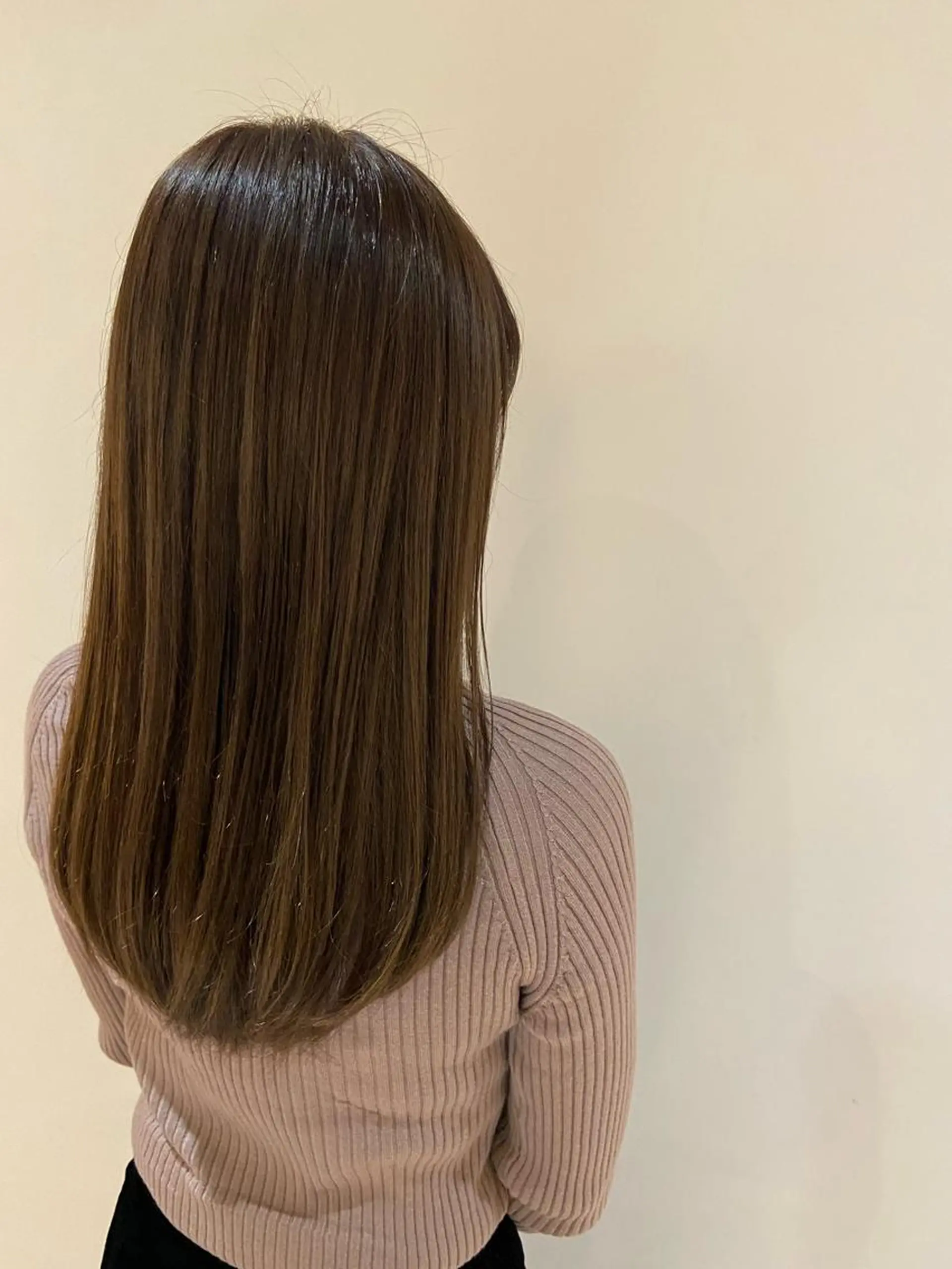 カラー ベージュカラー カット ヘアカラー 縮毛矯正 トリートメント 大塚 夏生のヘアスタイル