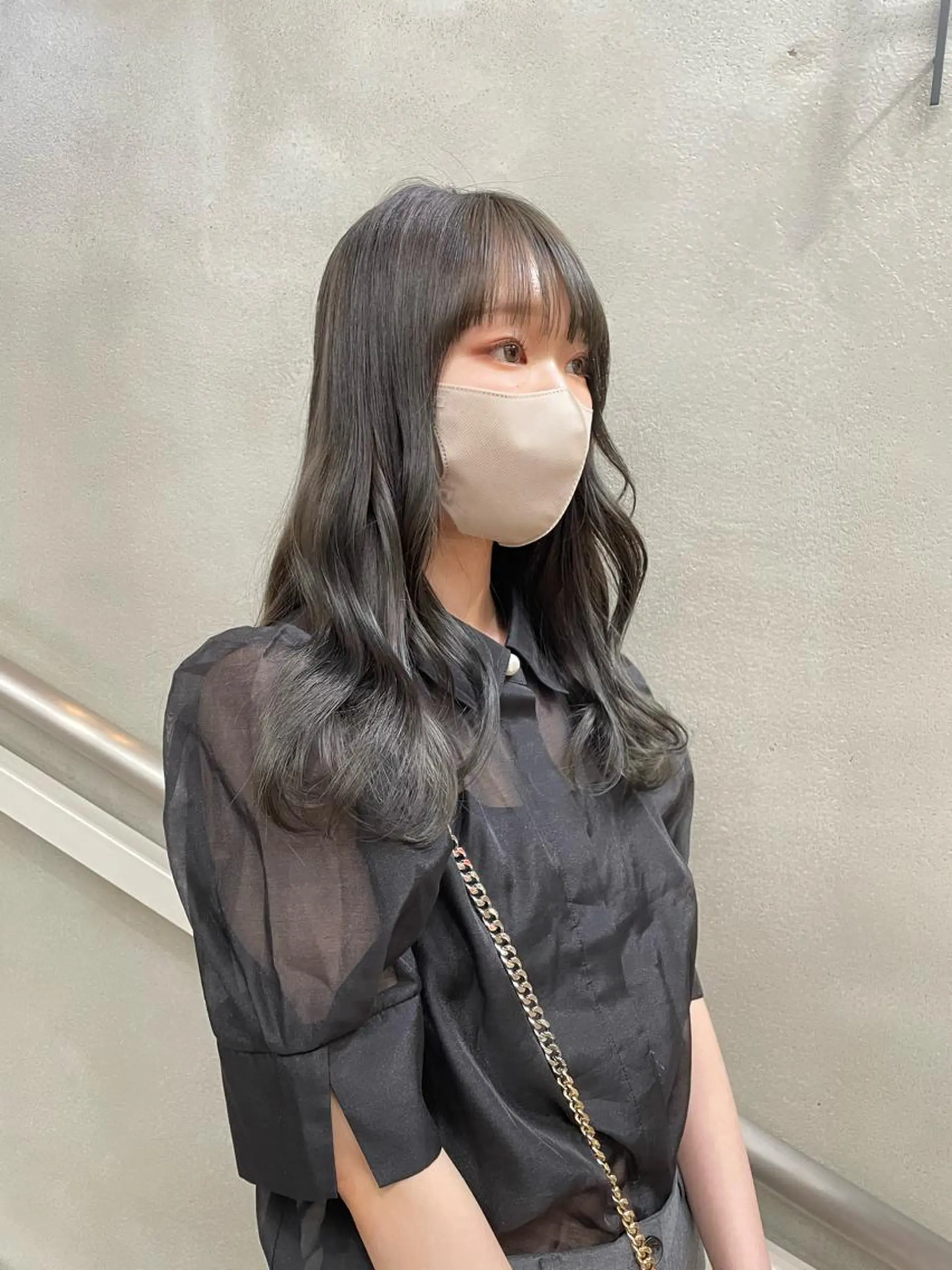 ロング カラー 佐藤 永夏のヘアスタイル