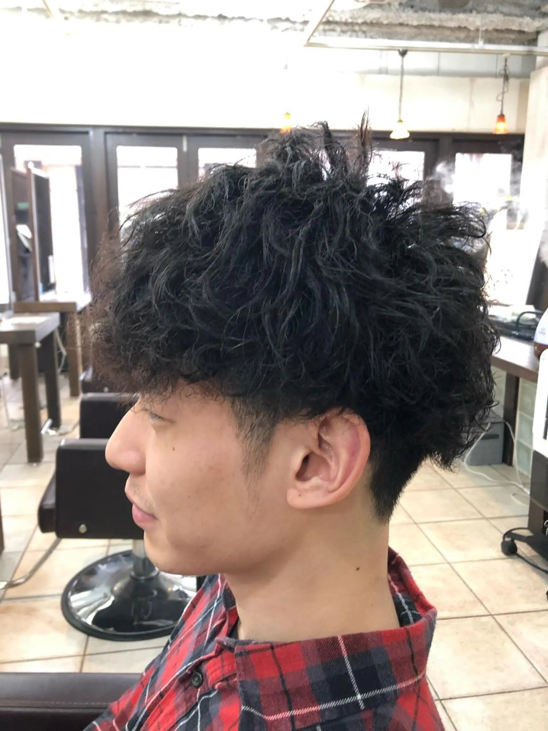 パーマ メンズ メンズパーマ スパイラルパーマ カット パーマ カ レラのヘアスタイル