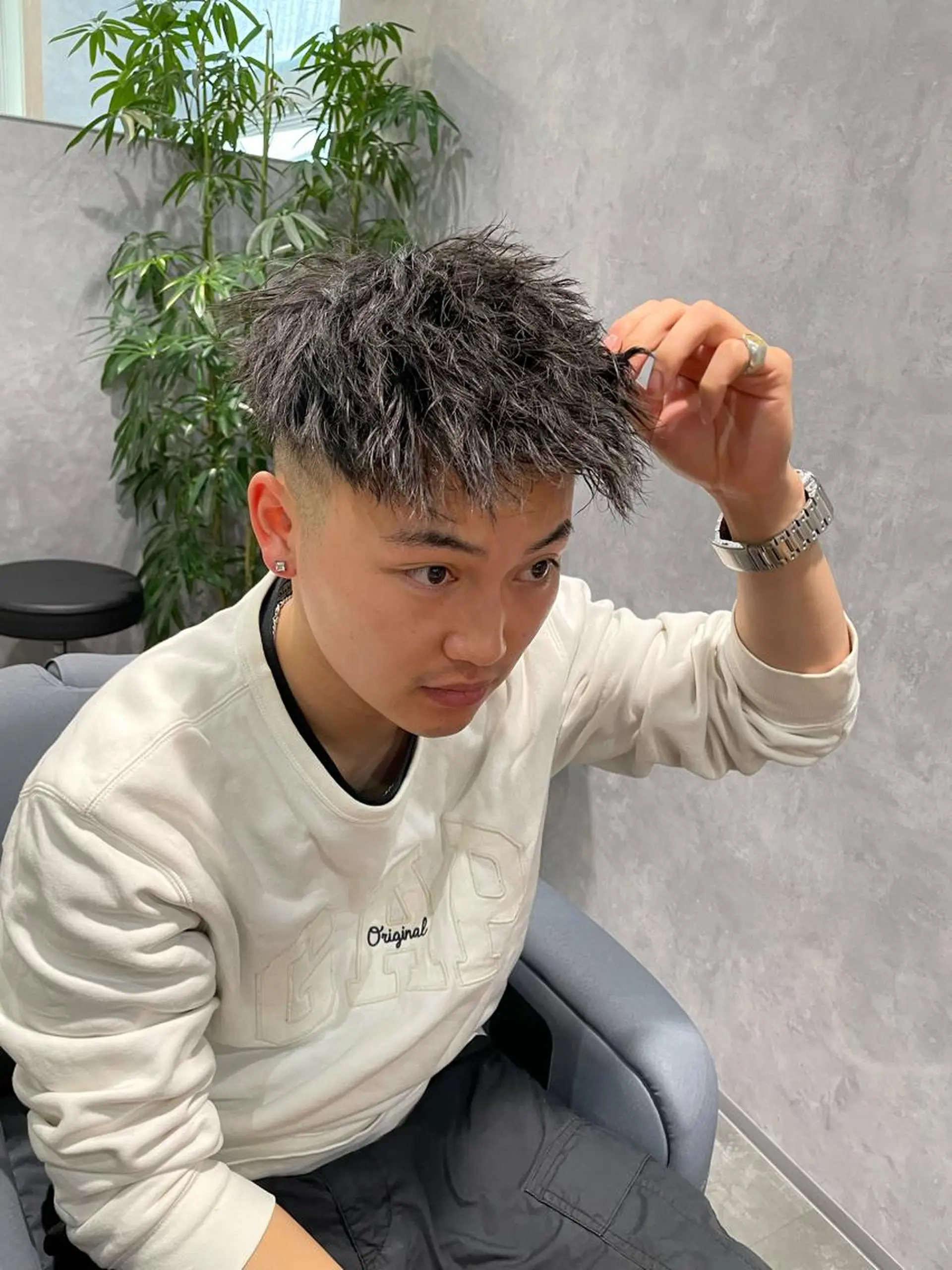 ショート パーマ メンズ 黒岩 梨沙のヘアスタイル