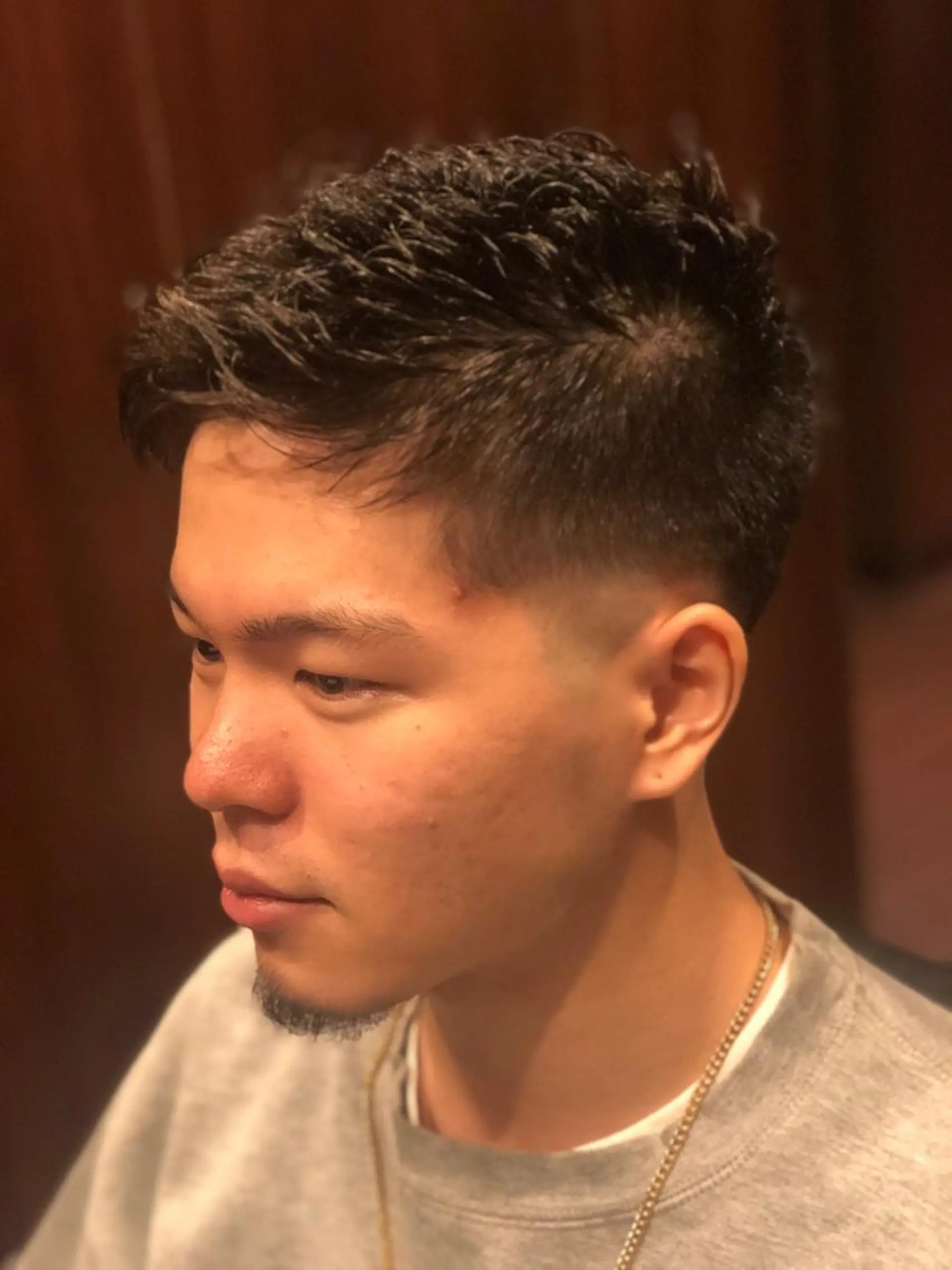 ショート カラー パーマ ヒロ銀座 上口雄大のヘアスタイル