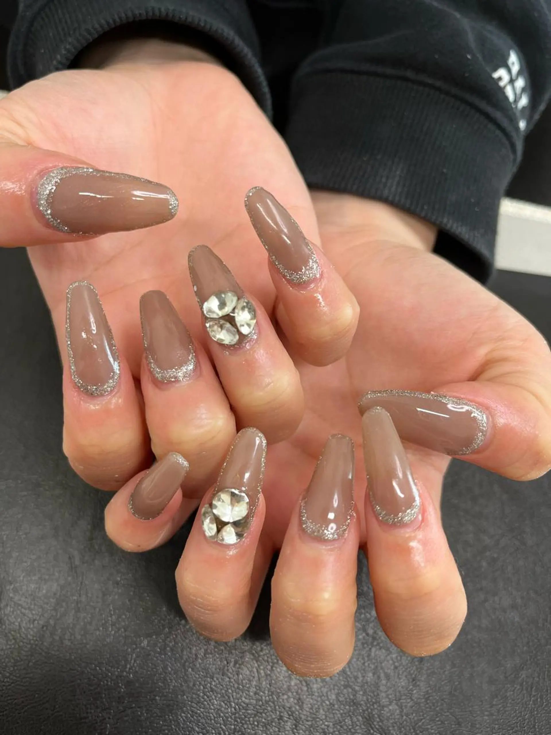 ネイル nail.salon .Reversalのネイルデザイン