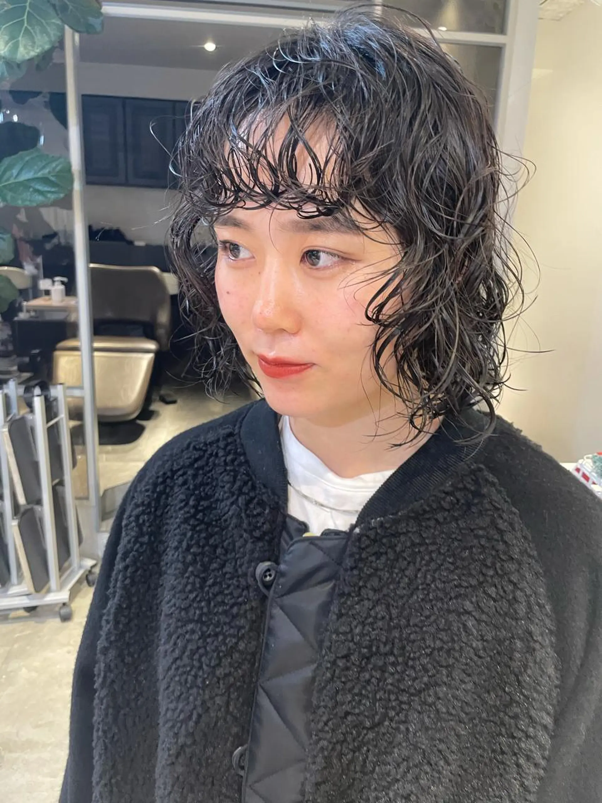 ミディアム パーマ 斉藤 瑞恵のヘアスタイル