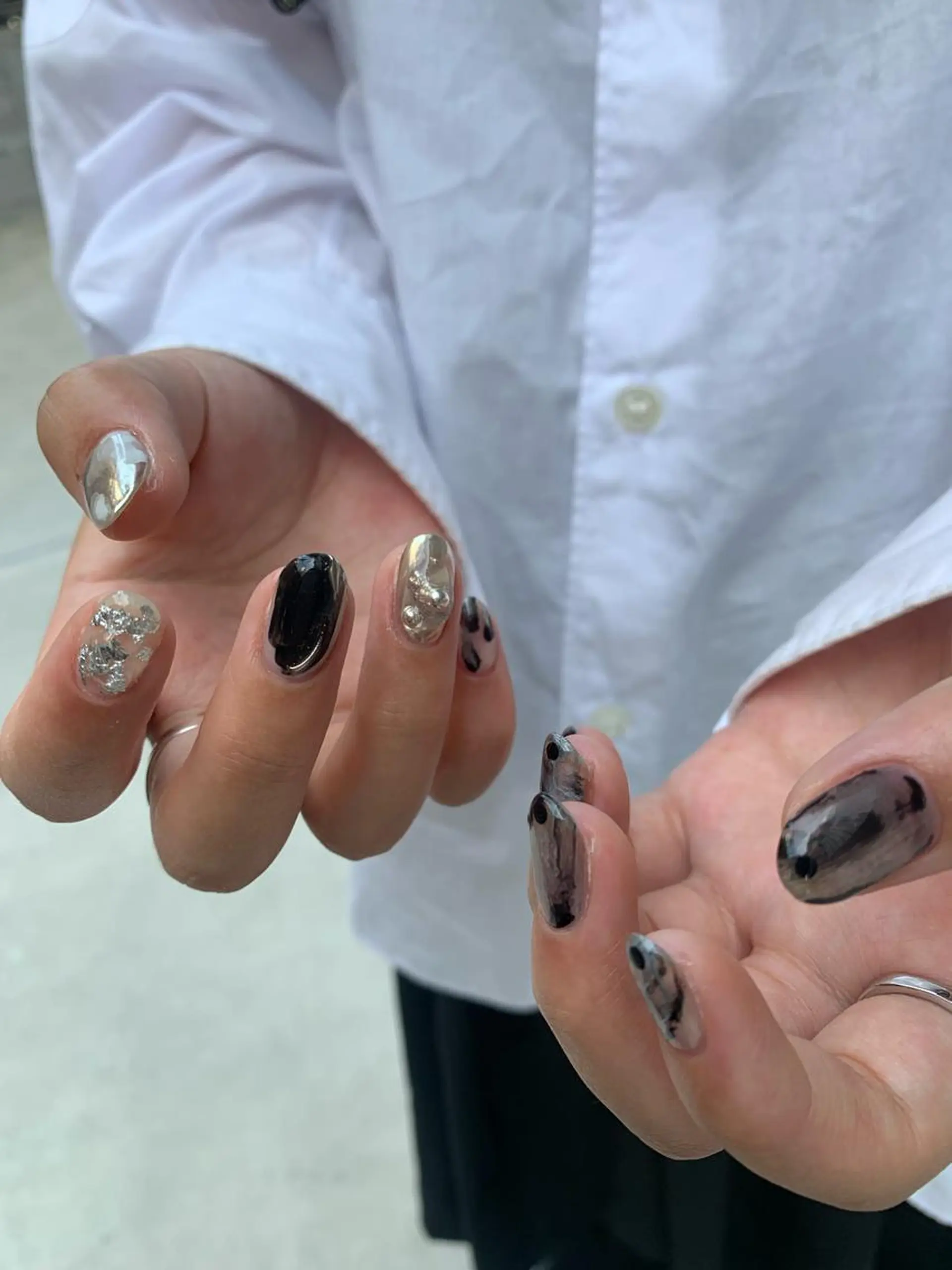 ネイル kana/モード ・グランジ໒꒱のネイルデザイン