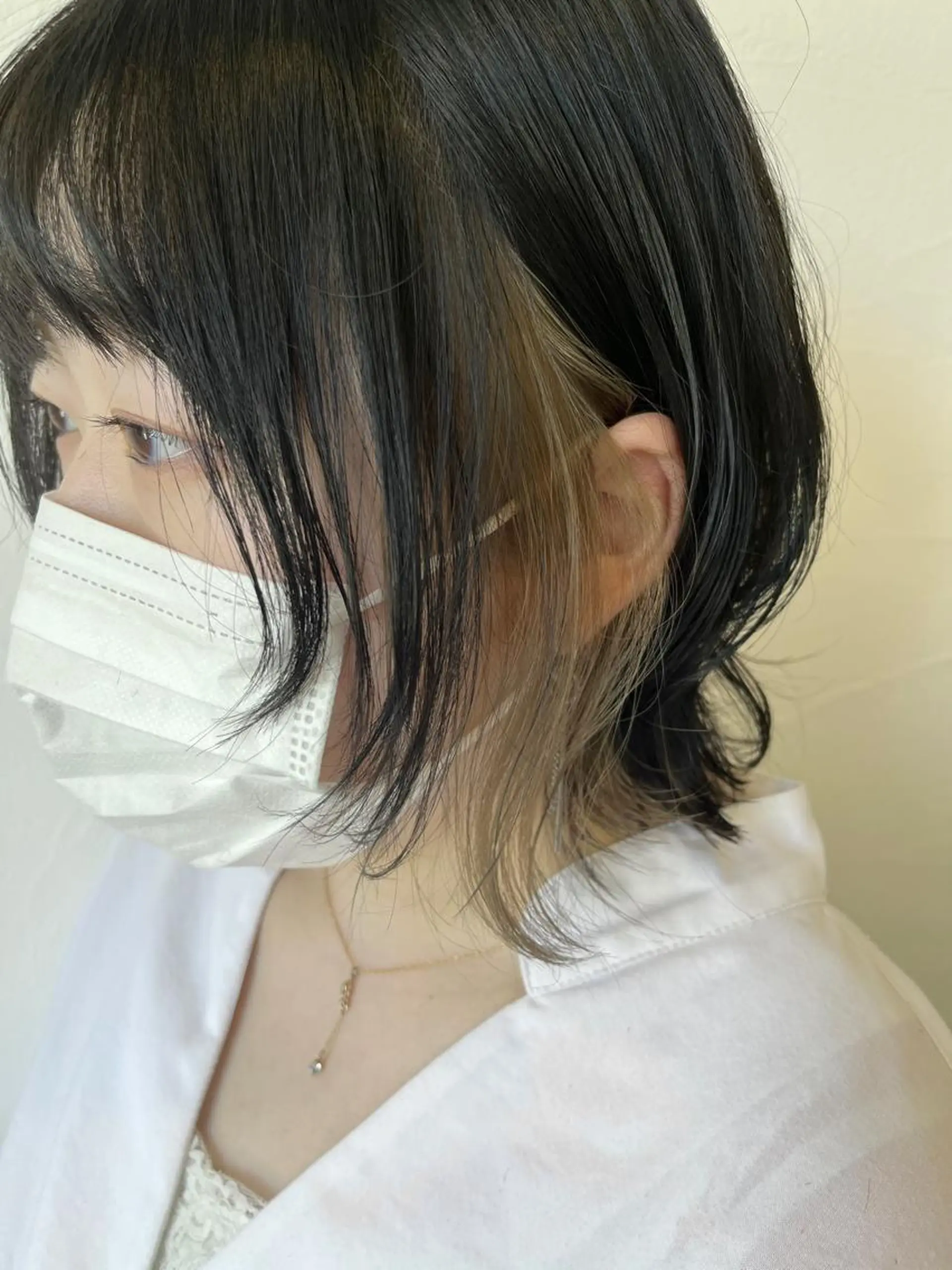 ミディアム カラー インナーカラー 顔まわりレイヤー レイヤーカット 伊藤ゆかり/髪質改善 /透明感カラーのヘアスタイル