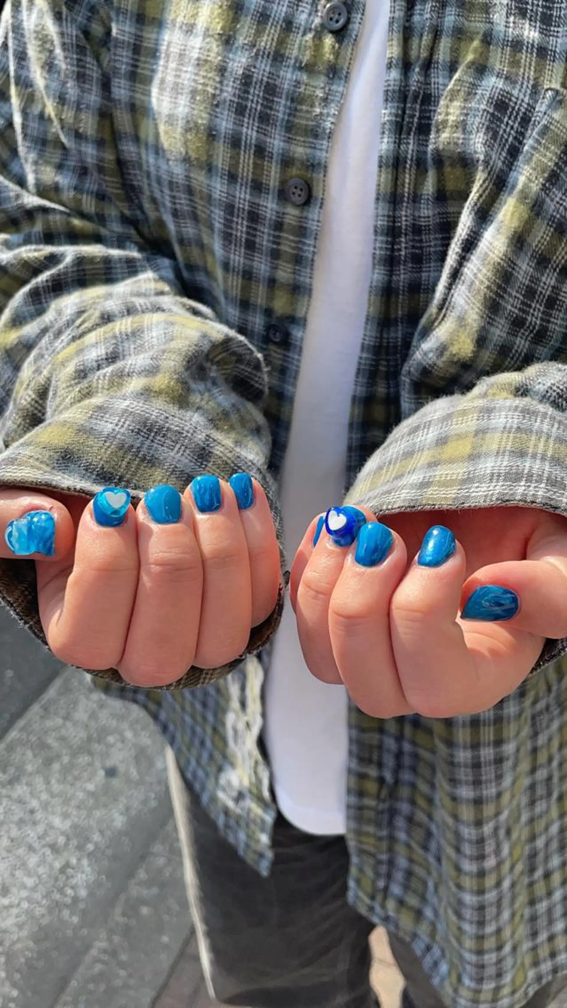 ネイル 個性派ネイル 🌼 ハルカ ♡の眉毛・アイブロウイメージ