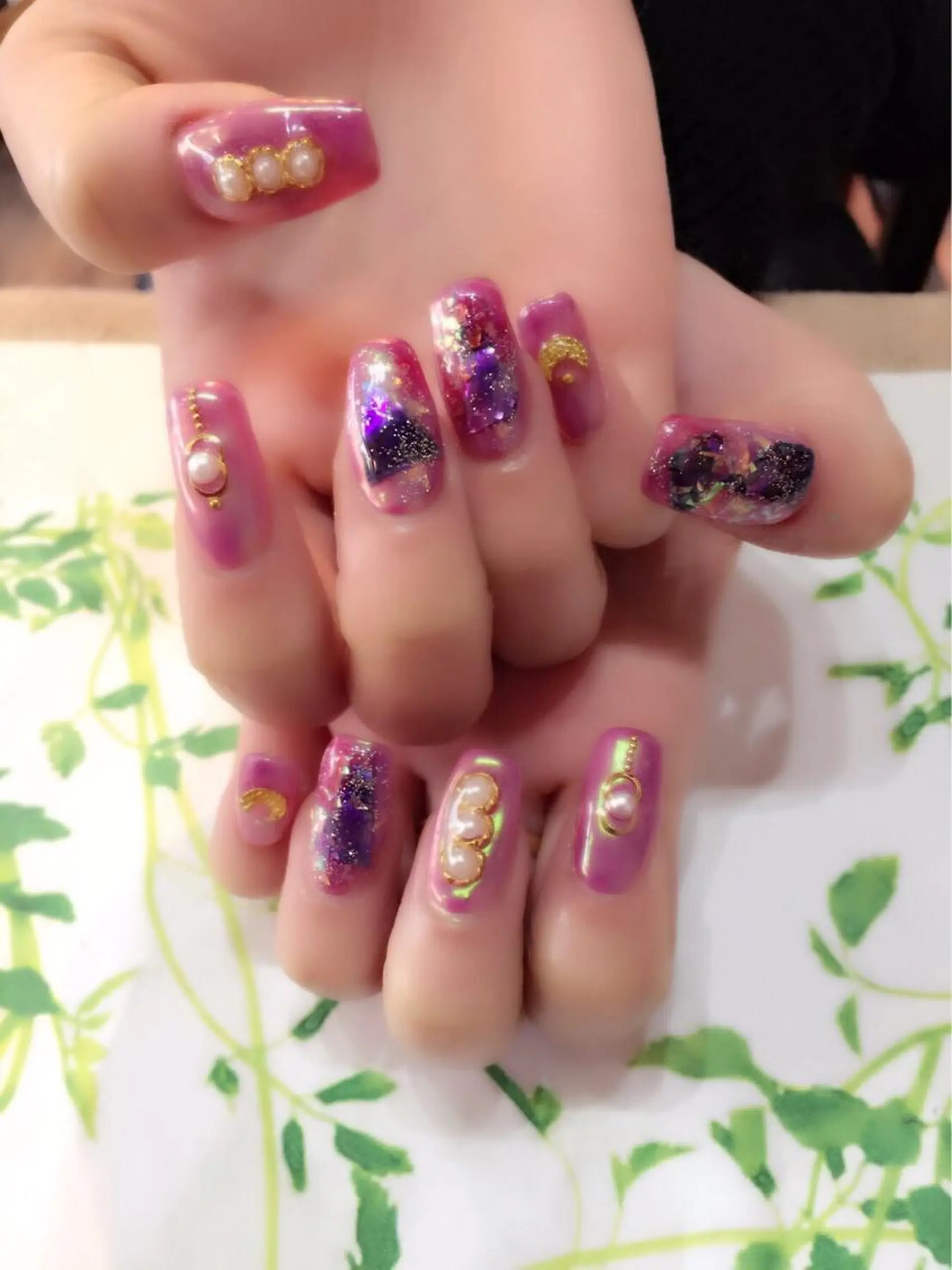 ネイル オーロラネイル a yakaのネイルデザイン