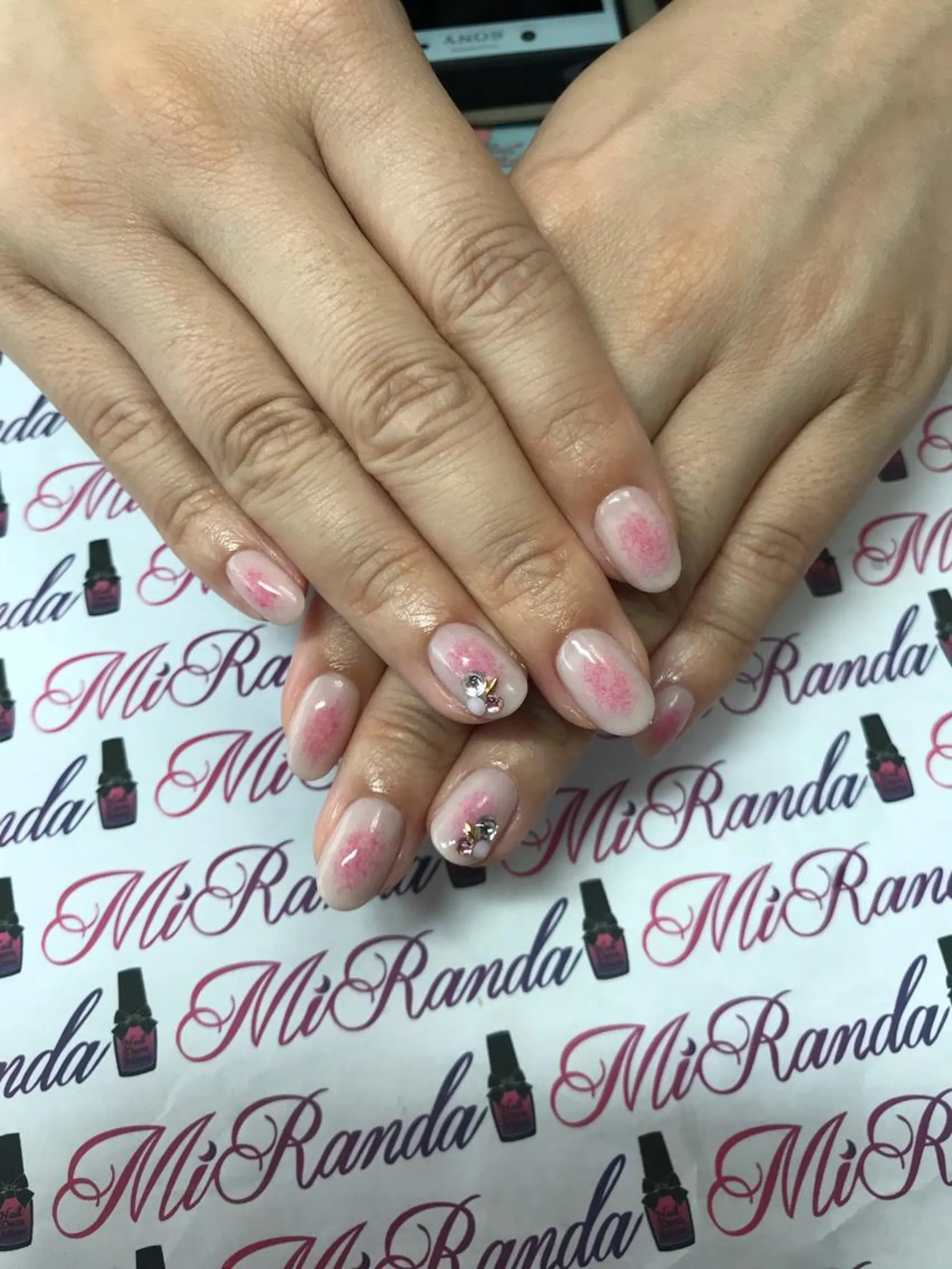 ネイル MiRanda Nail所属・MiRanda 保坂 舞のネイルデザイン