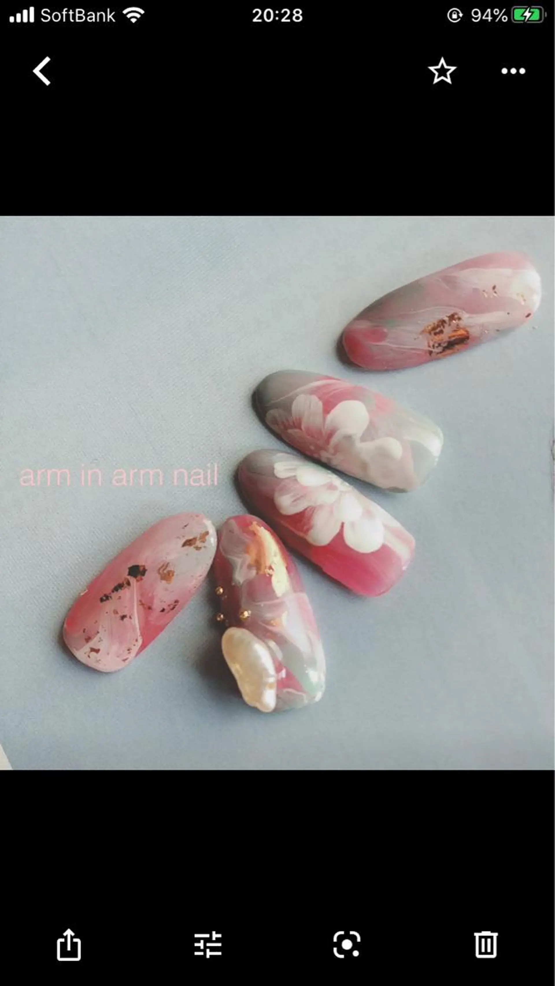 ネイル arm in arm ︎✿Yamamotoのマツエク・マツパデザイン
