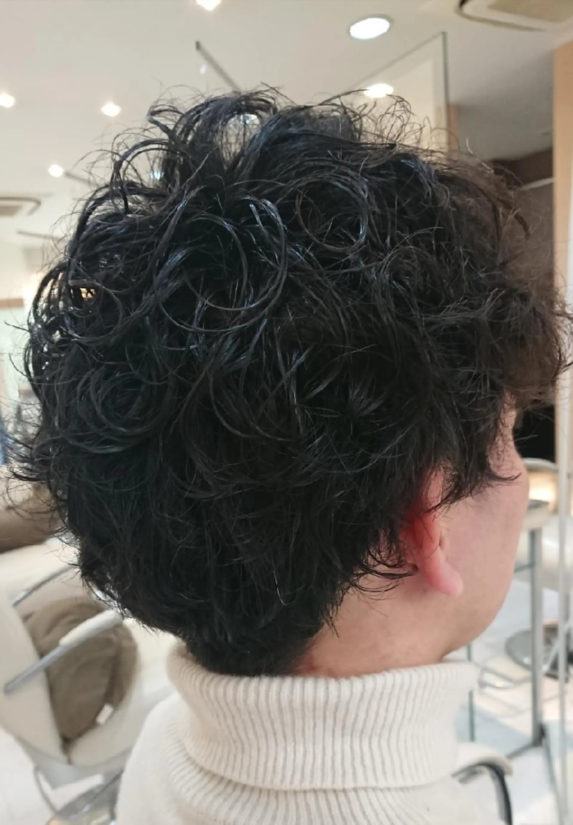 メンズ パーマ 岩崎 秀之のヘアスタイル