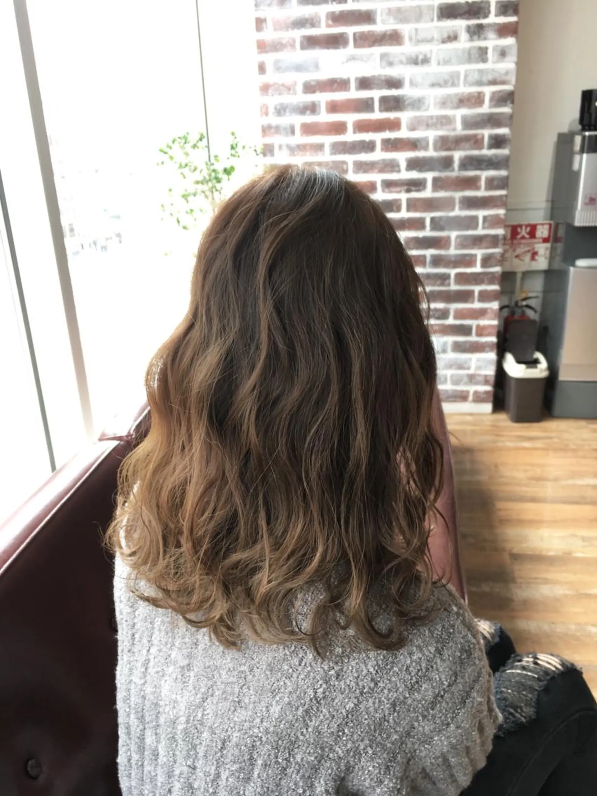 セミロング アッシュ カット ヘアカラー トリートメント ヘッドスパ 木下大地 HAIR  Oneのヘアスタイル