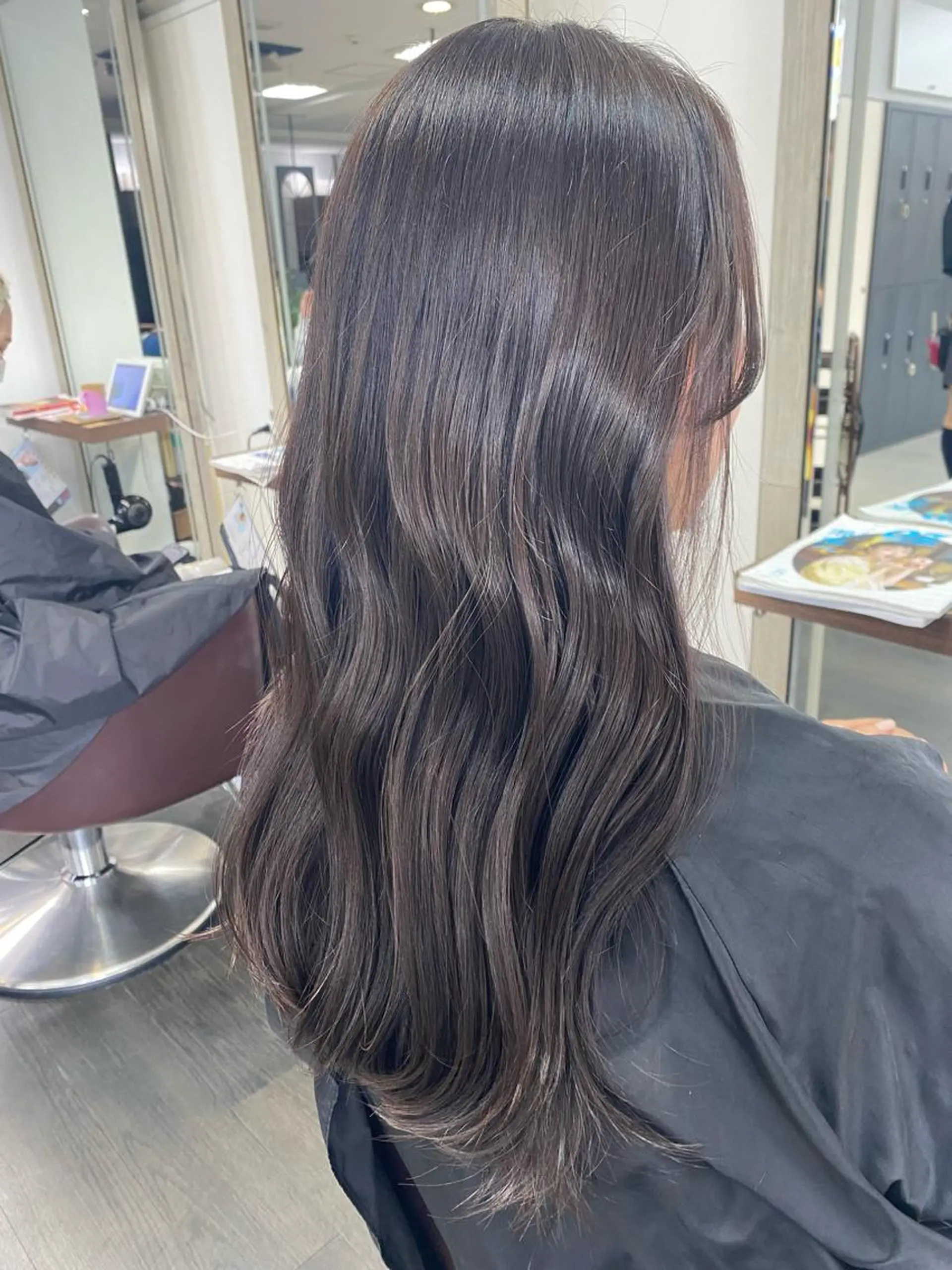 ロング ヘアカラー トリートメント 月野涼風 /レイヤーカットのヘアスタイル