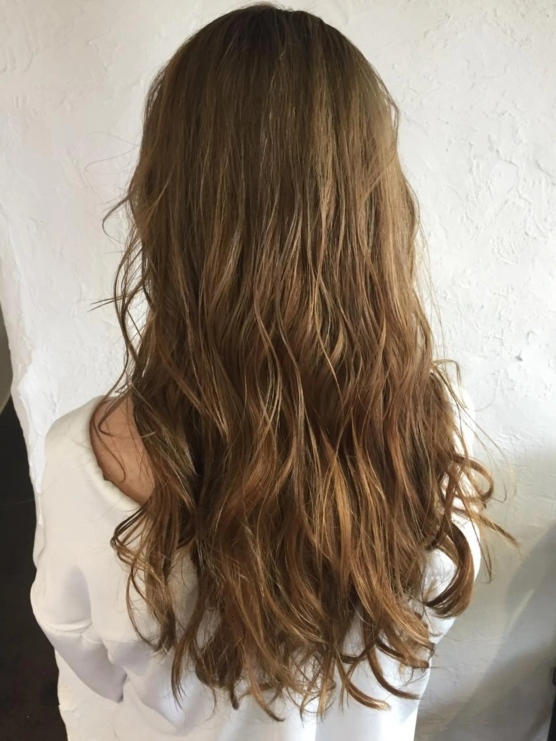 カラー ベージュカラー ハイライトカラー 伊藤 優希のヘアスタイル