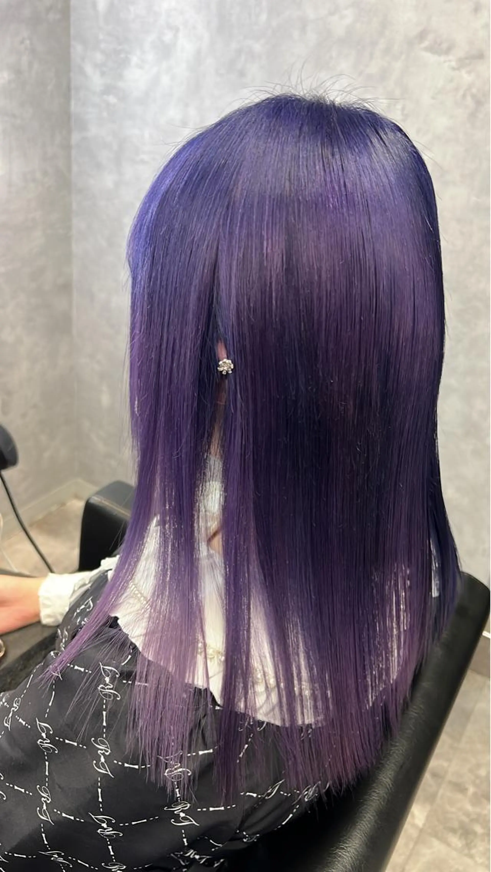 ショート カラー mimiiy梅田 中崎町ハイトーンのヘアスタイル