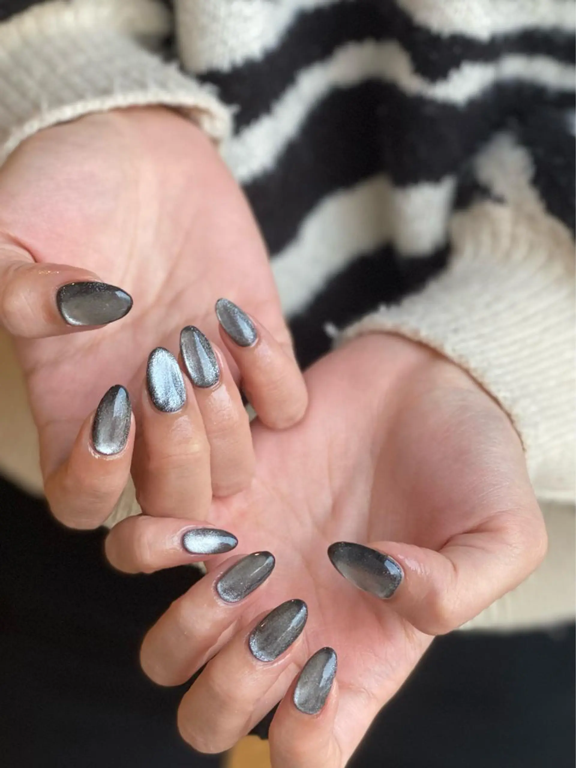 ネイル マグネットネイル ワンカラーネイル momoka shibuyaのネイルデザイン