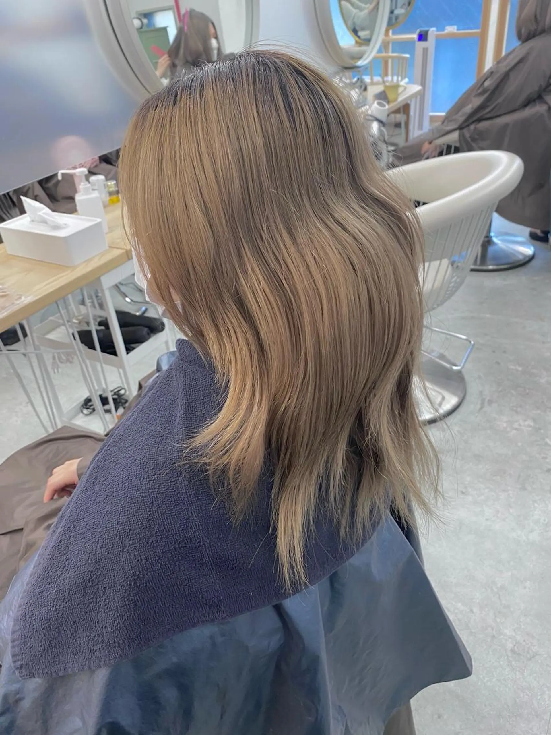 ミディアム カラー メンズ ブラウンカラー soi所属・ケアブリーチ/ツヤ髪 /ハイトーン/西村のヘアスタイル