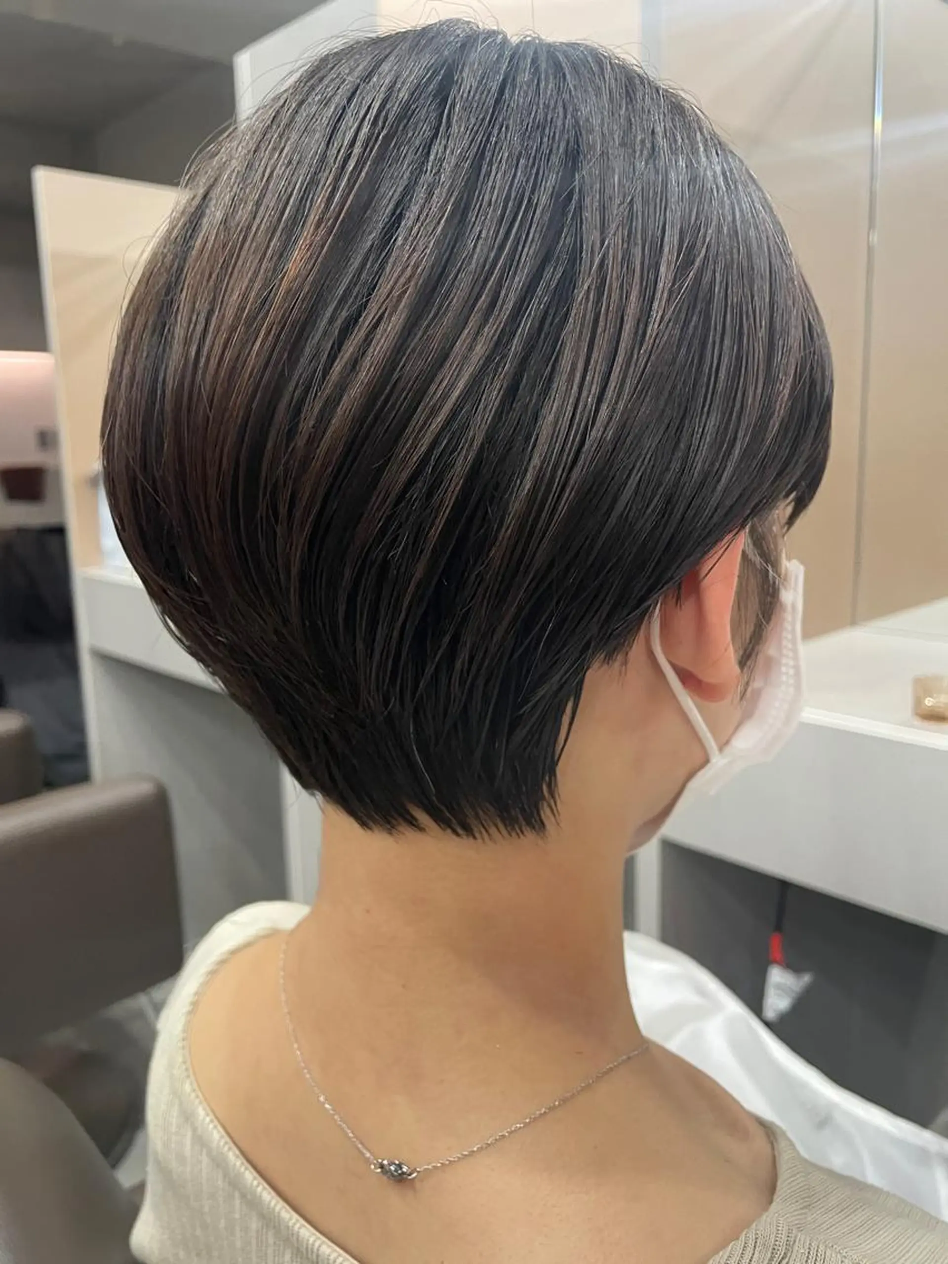 ショート カラー 吉田一輝 外国人パーマのヘアスタイル