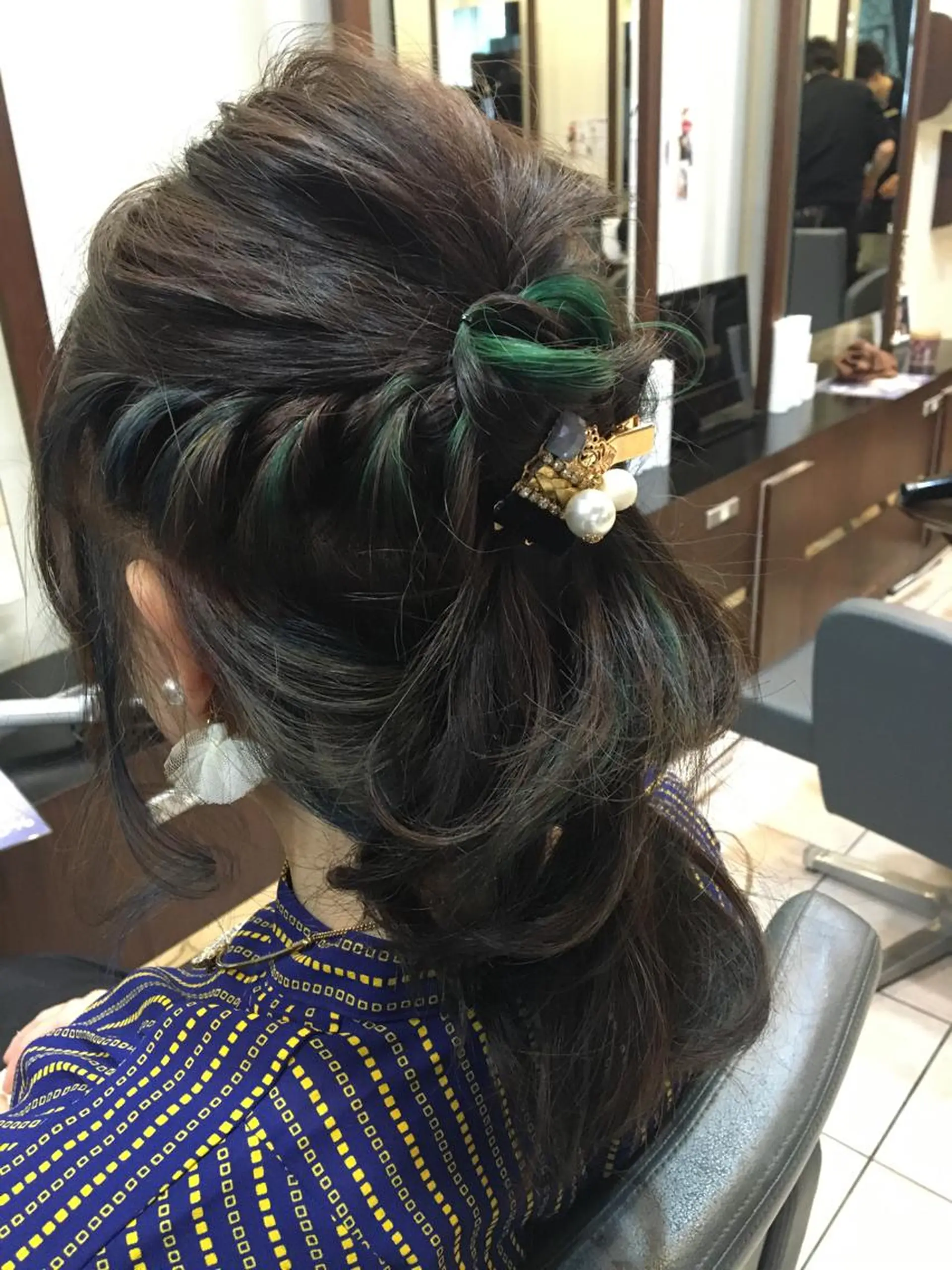 ショート ミディアム セミロング ロング カラー パーマ ヘアアレンジ メンズ キッズ ネイル まつエク MODEK's阿倍野 伊藤サダキのヘアスタイル