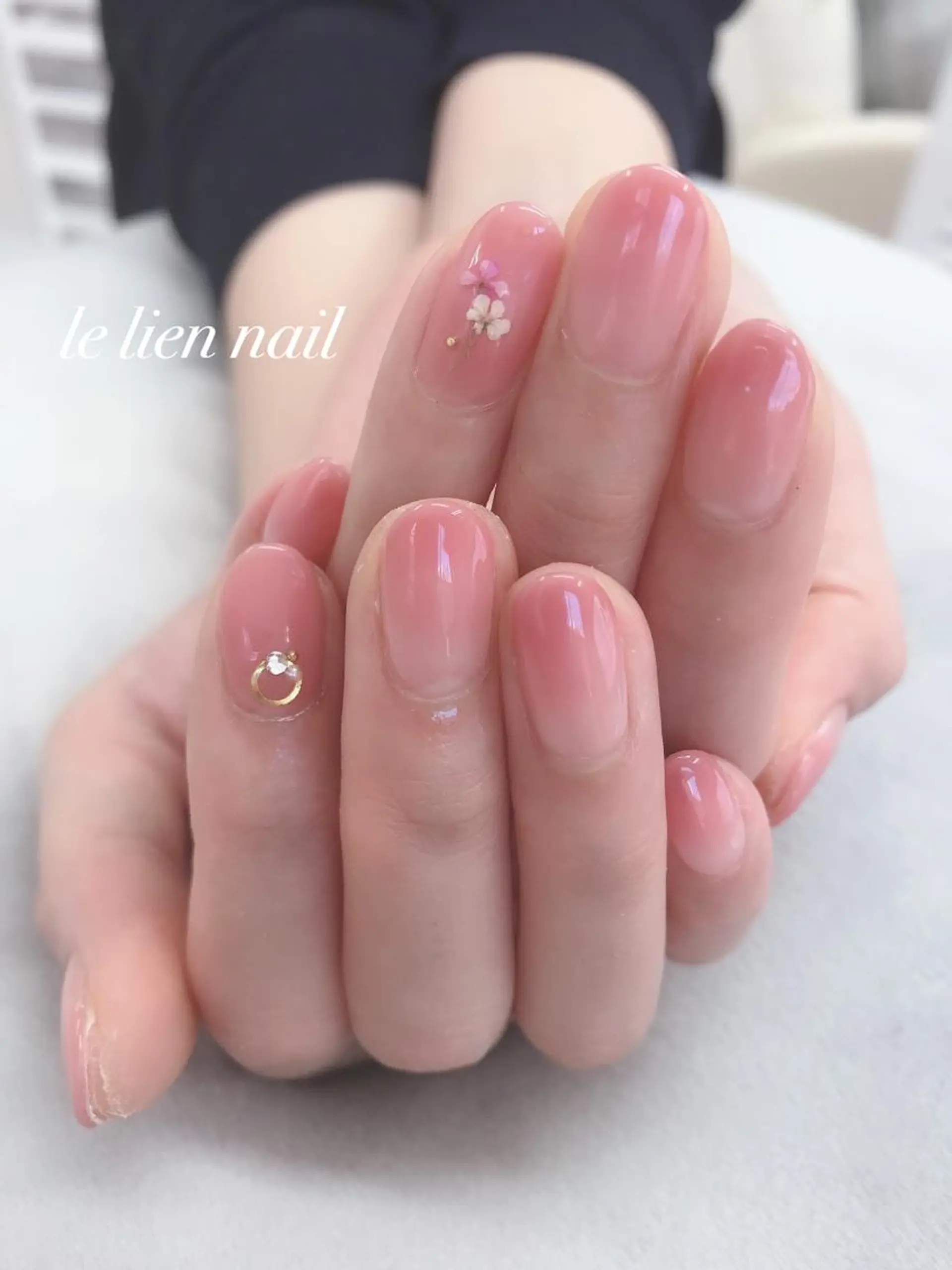ショート le lien nailのネイルデザイン