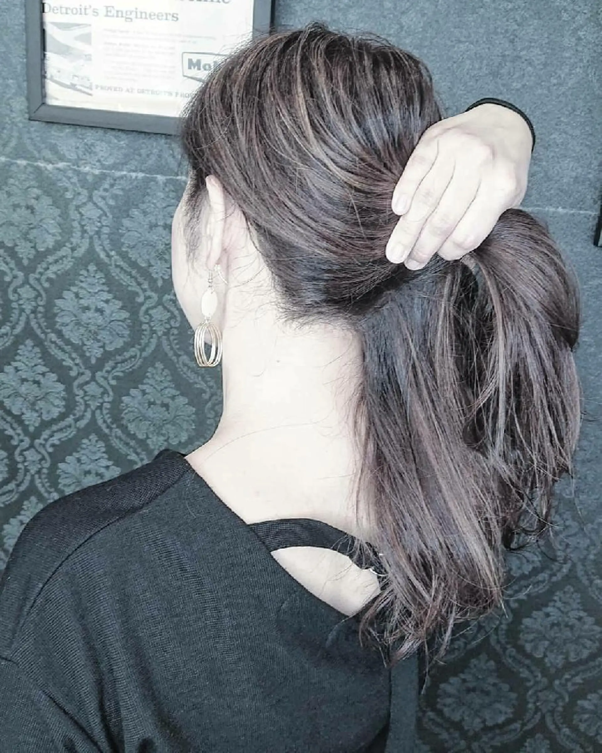 セミロング カラー グレージュ ハイライトカラー ハイライト カット ヘアカラー 保住 恭平のヘアスタイル