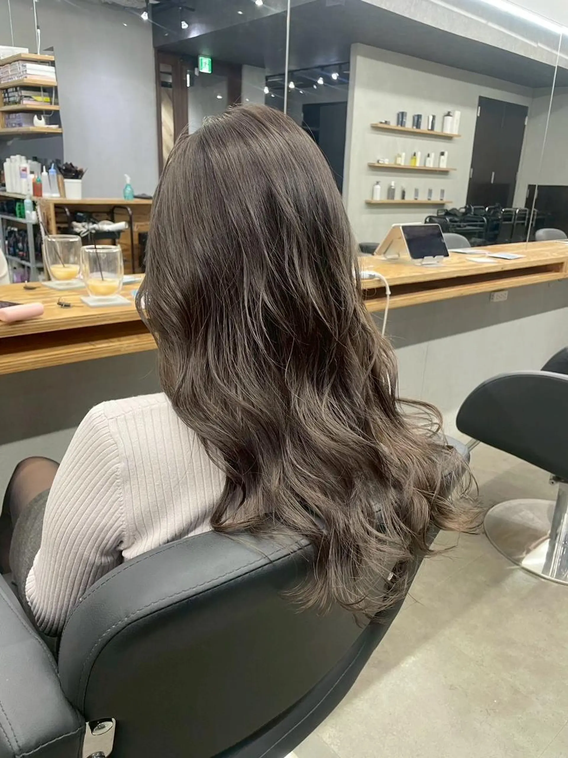 ロング カット ヘアカラー トリートメント N 【エヌ】のヘアスタイル