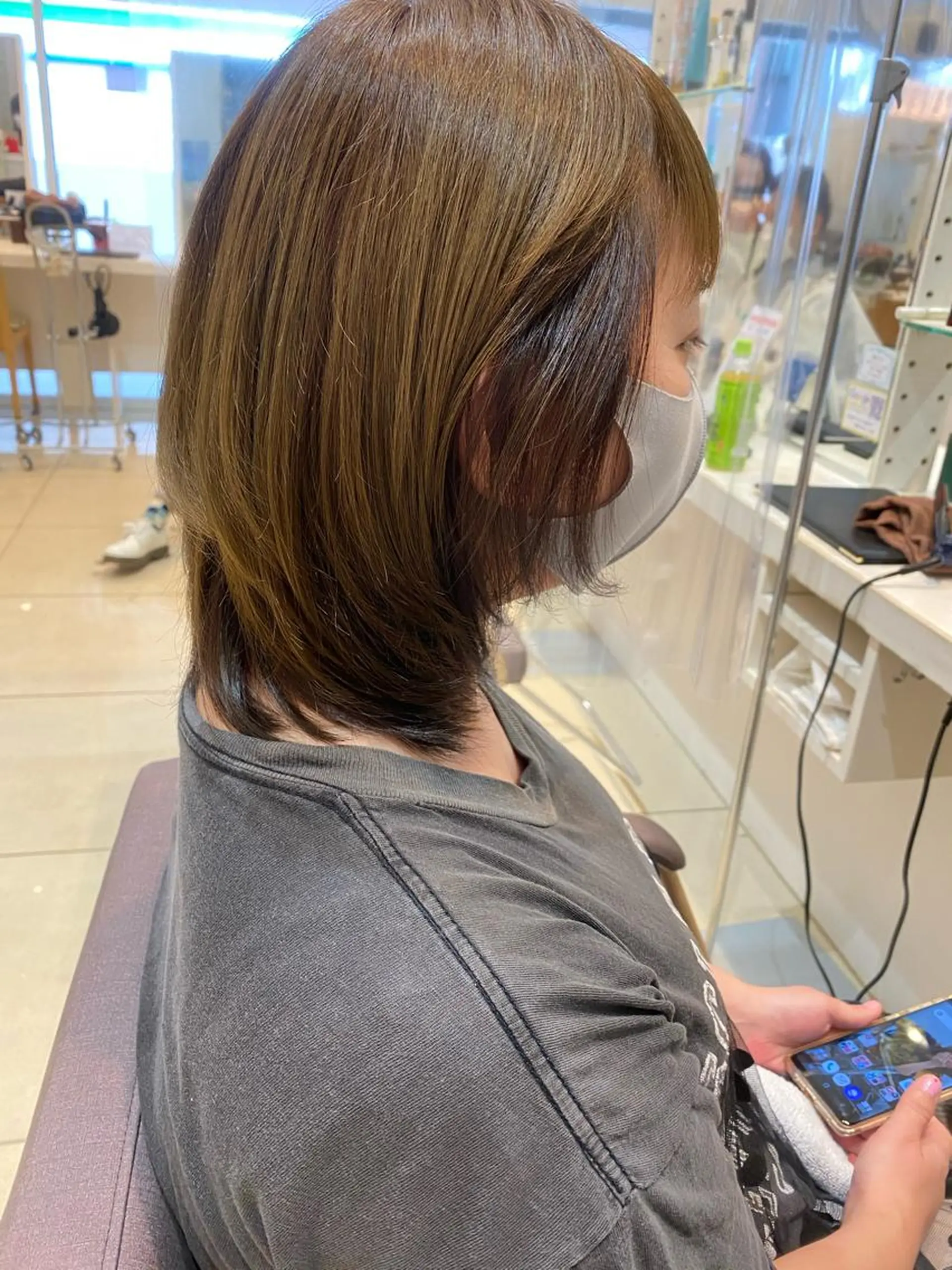 ショート カラー ベージュカラー 黒髪 レイヤーカット 外ハネヘア はだゆうき @hadadan08のヘアスタイル