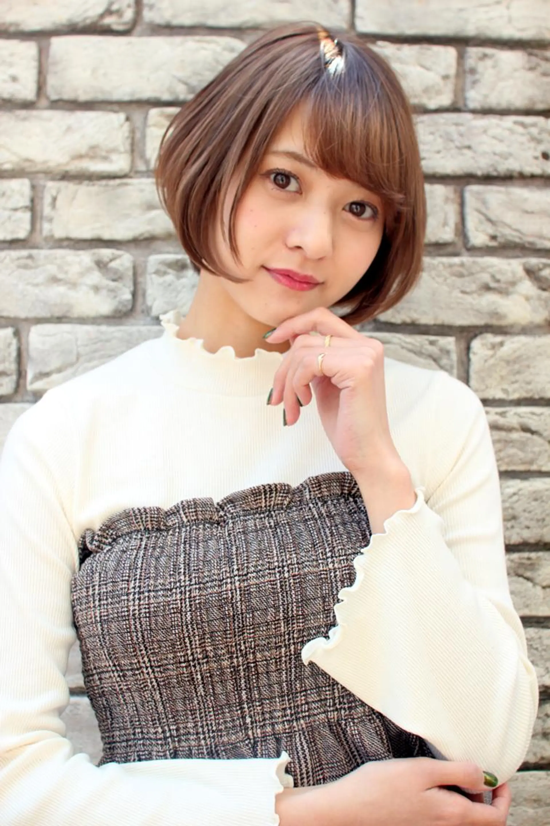 ショート カラー 羽田 ひろむのヘアスタイル