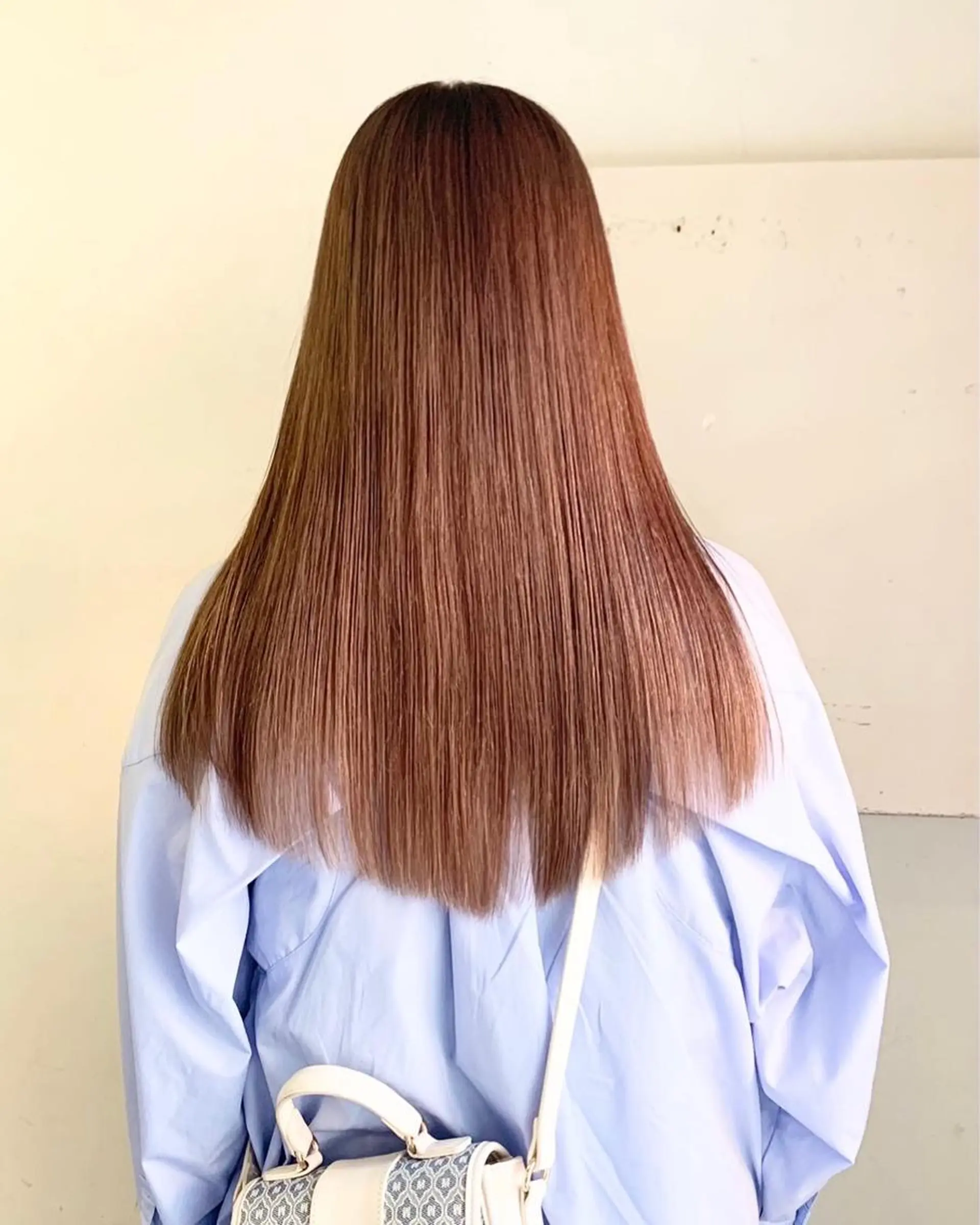 ロング カラー パーマ ヘアアレンジ メンズ キッズ ネイル マツエク・マツパ アイブロウ メンズブリーチ メンズハイライト メンズハイトーン メンズインナーカラー メンズ韓国風 🦕ウルフカット 🦕akihoのヘアスタイル