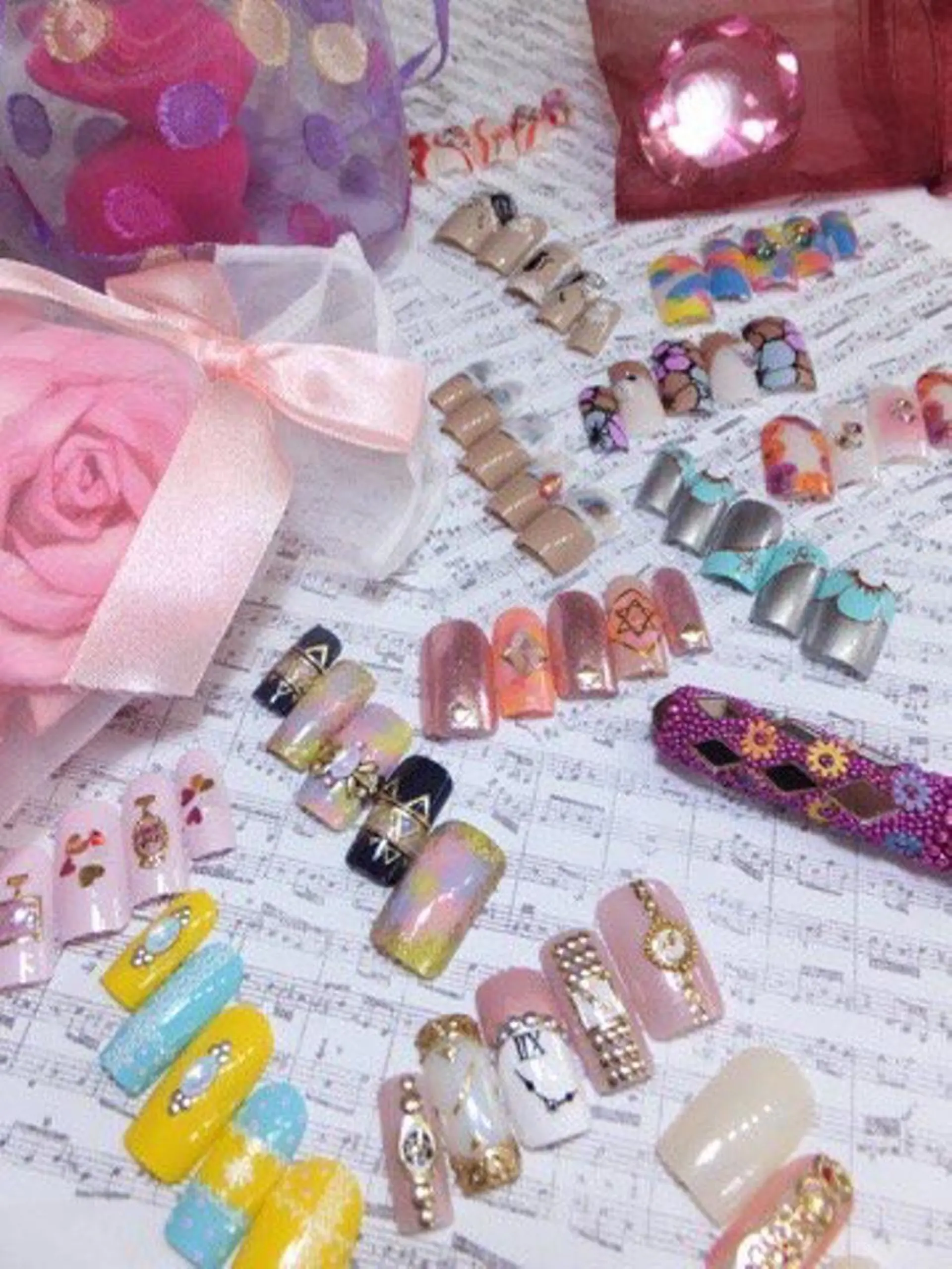 ネイル corazon所属・ネイリスト aicoのネイルデザイン