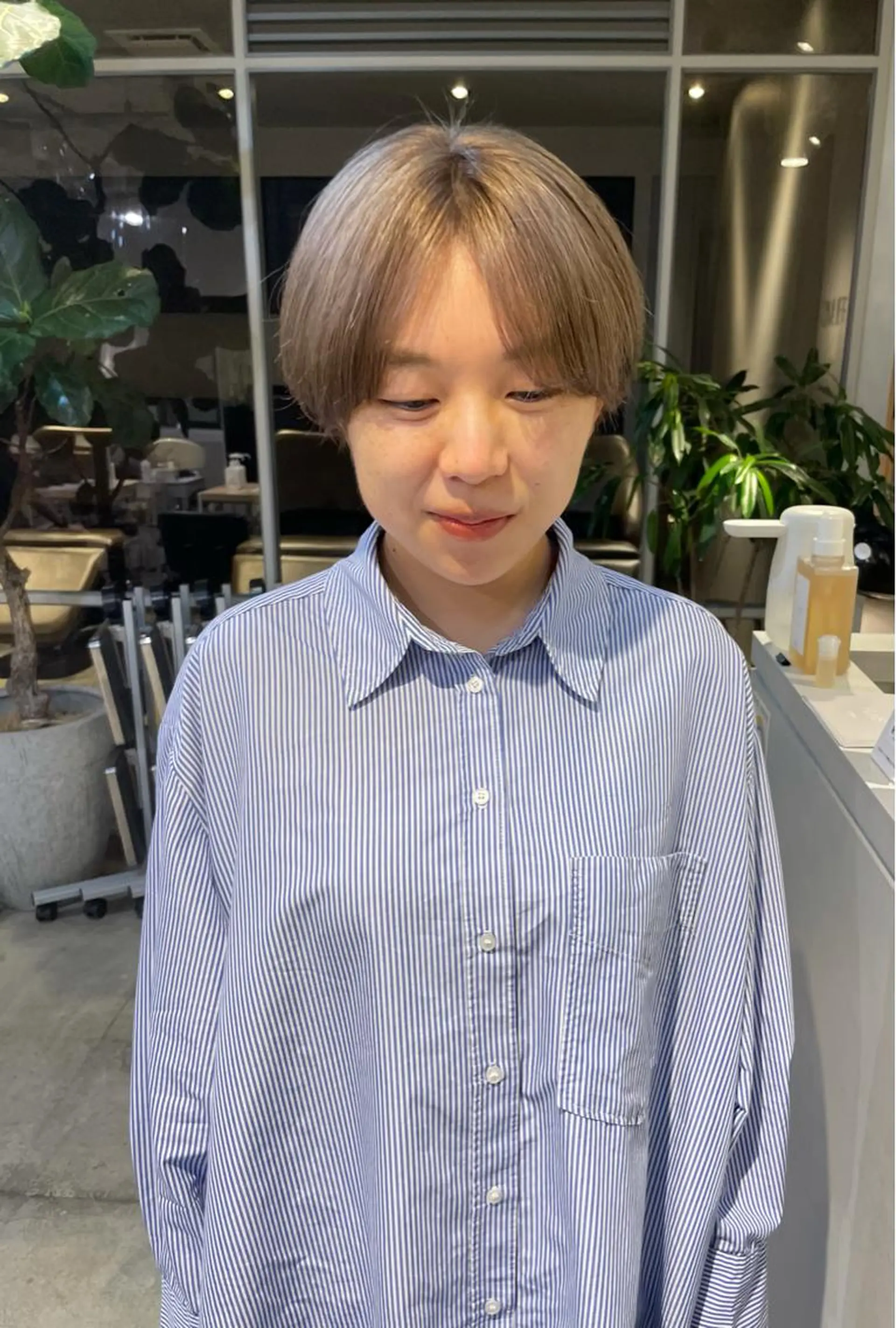 ショート カラー 斉藤 瑞恵のヘアスタイル