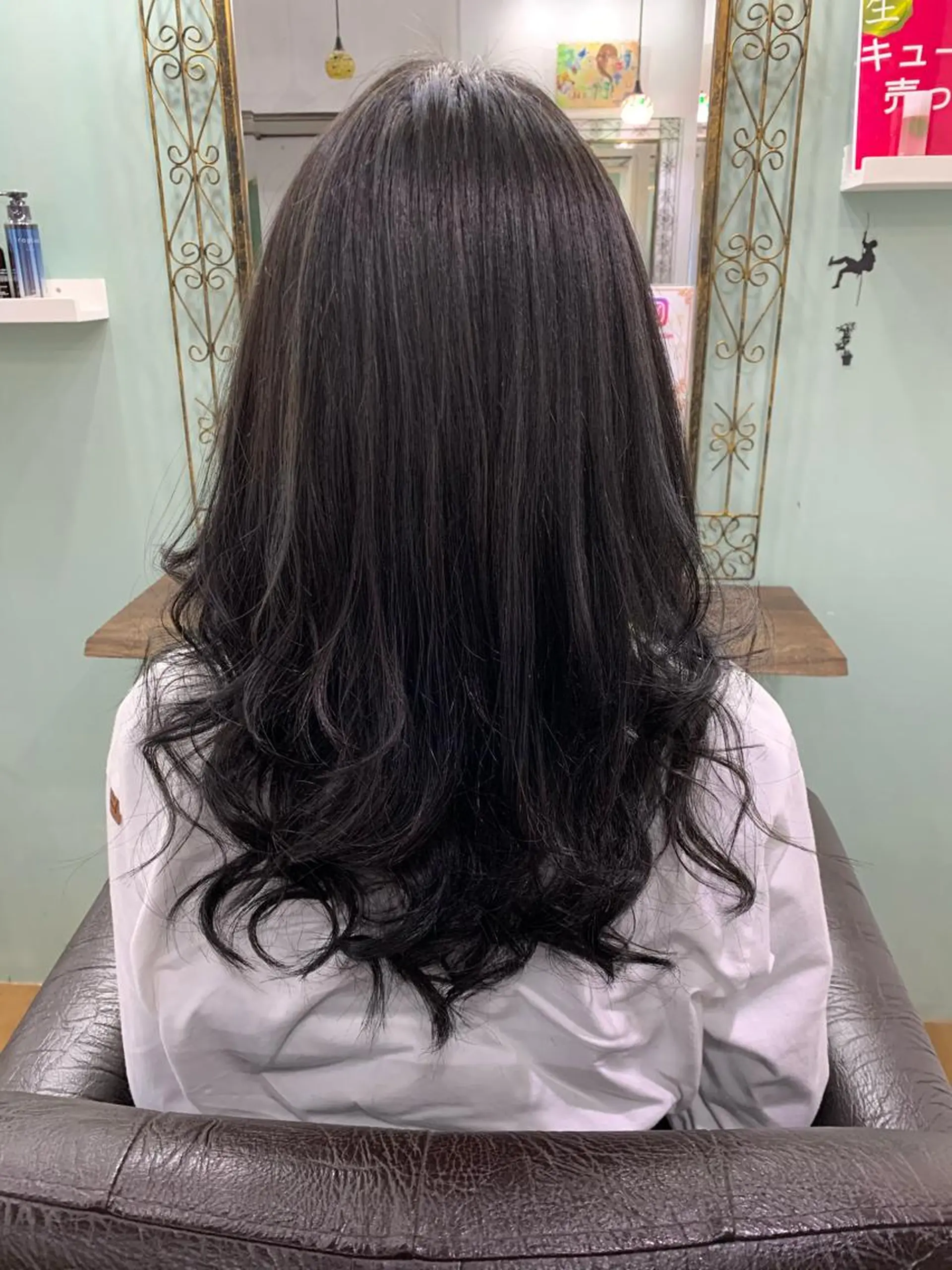 ロング カラー R ri R takagiのヘアスタイル
