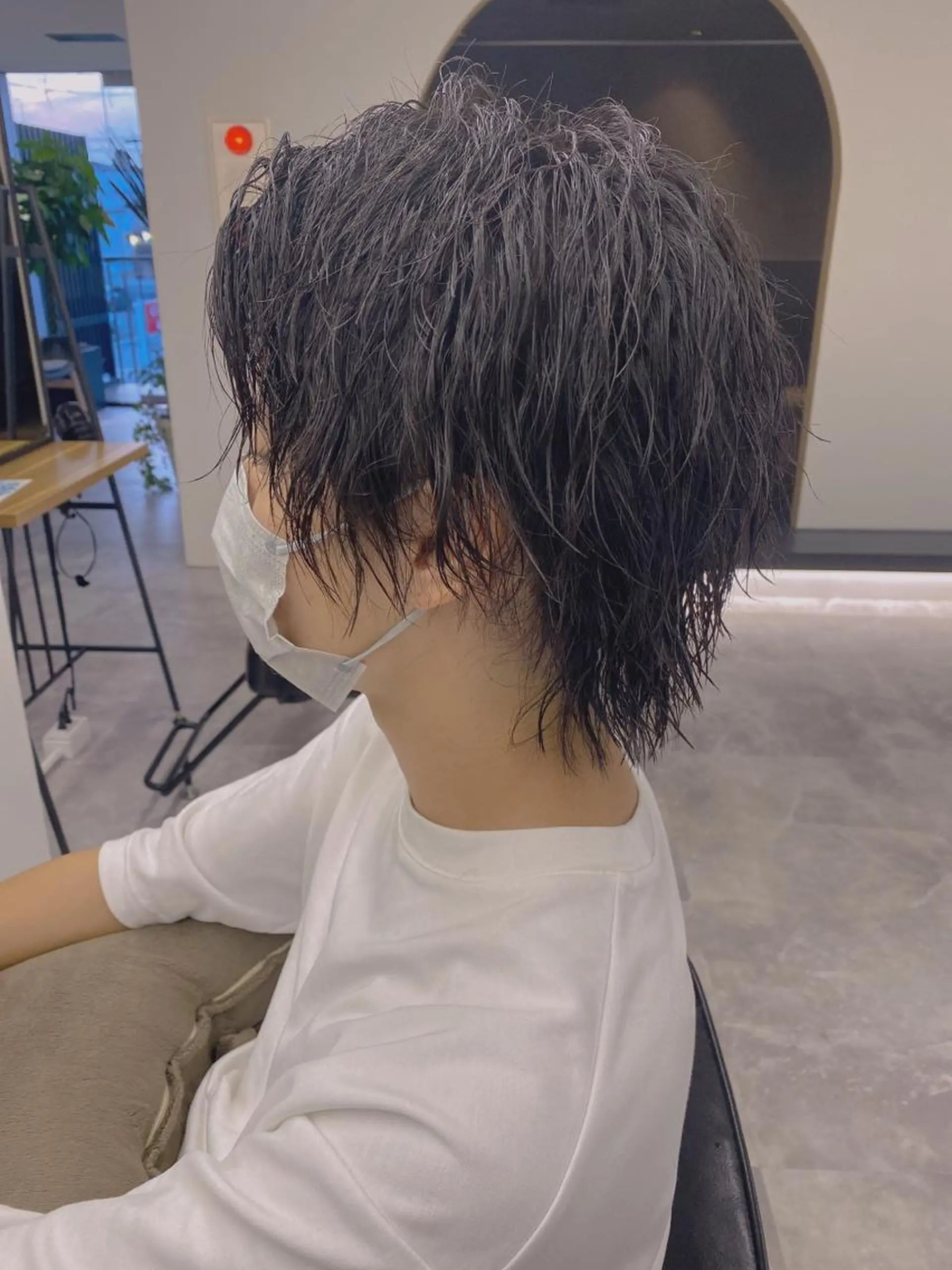 パーマ メンズ メンズウルフカット ウルフカット カット パーマ Emitas.柳通り店所属・山﨑 大暉【ダブルカラー】のヘアスタイル