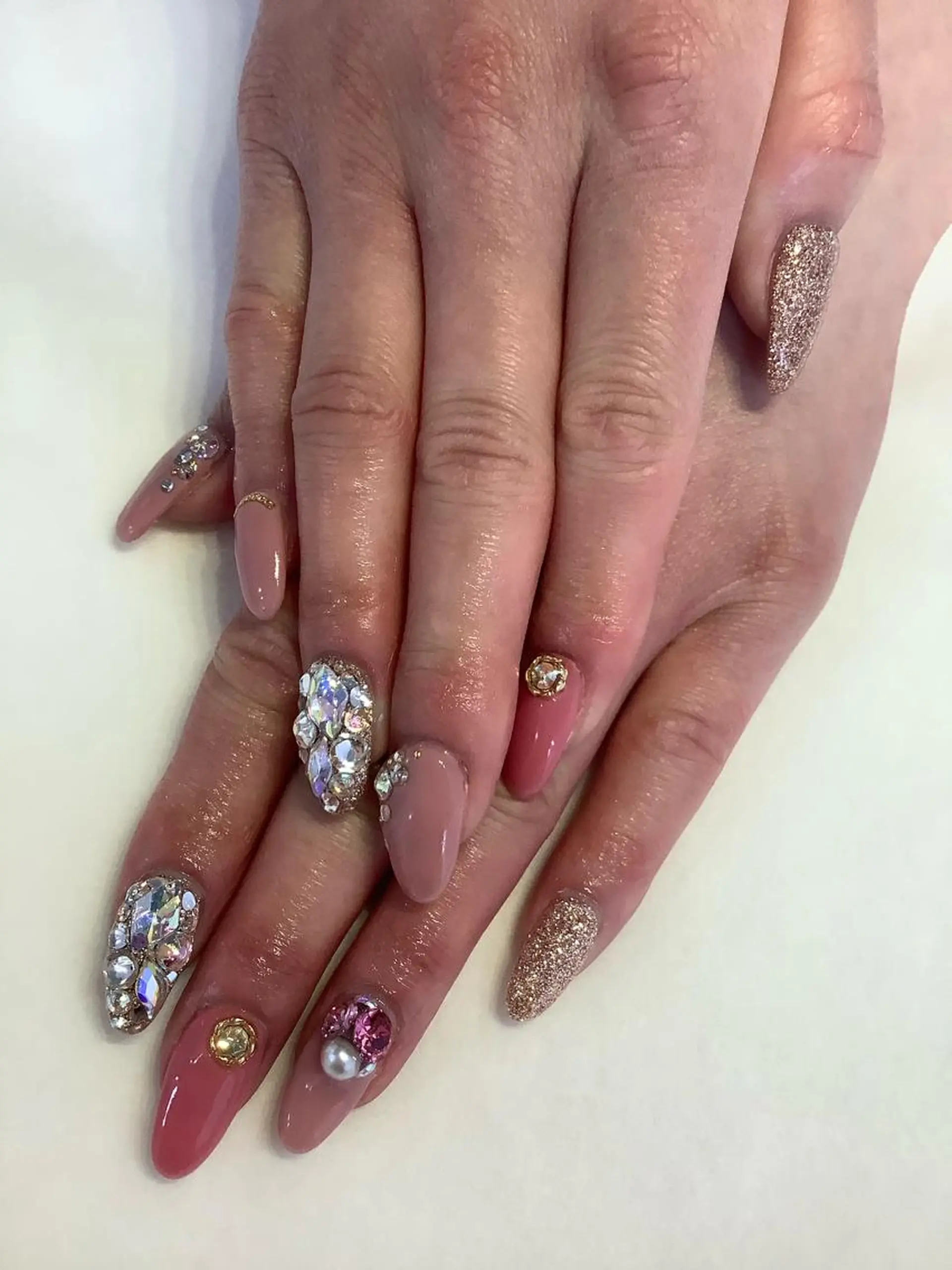 ネイル 💎🐰 saki. m 🐰💎のネイルデザイン