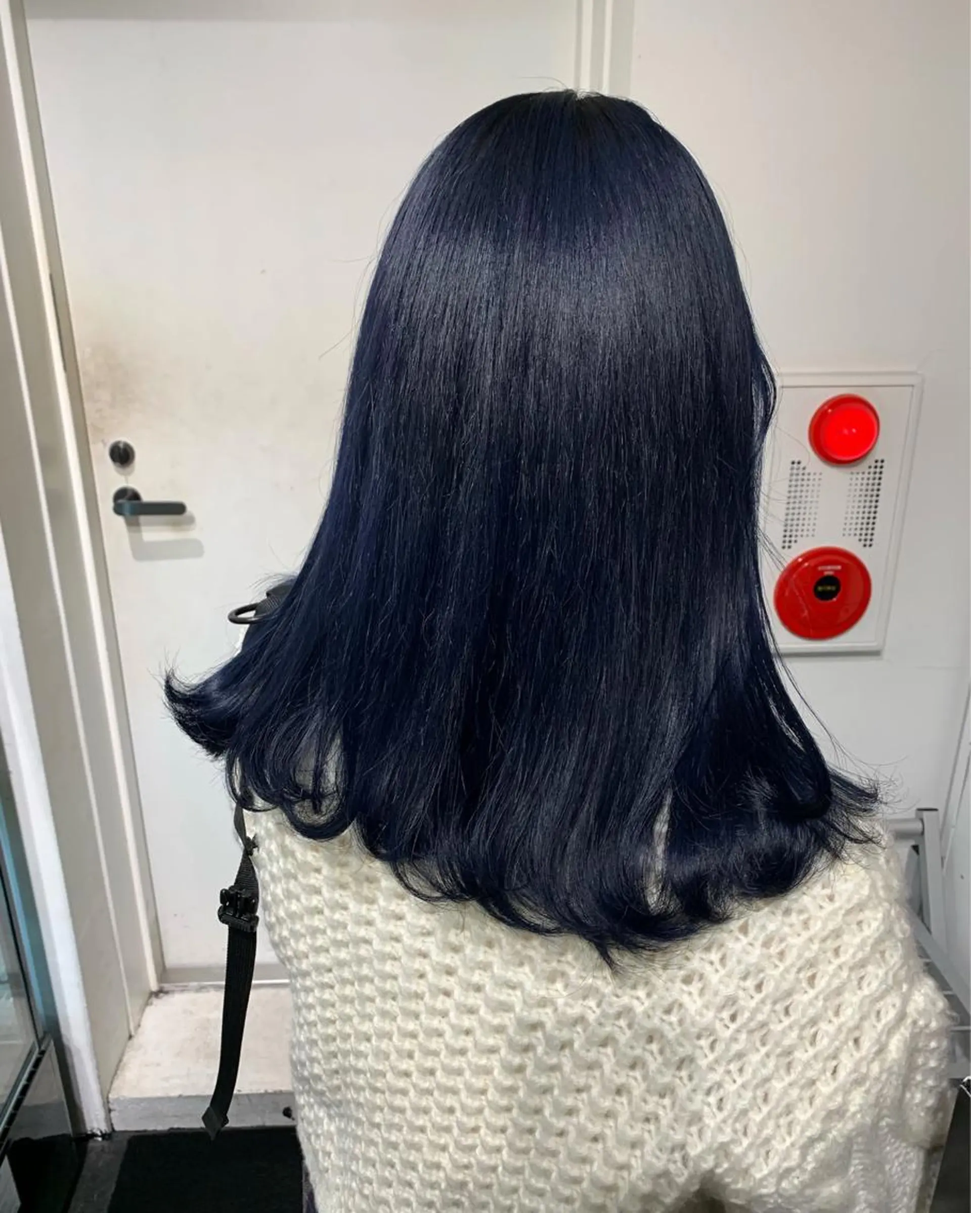 セミロング カラー レイヤーカット/艶髪 ✨💭KIRARIのヘアスタイル