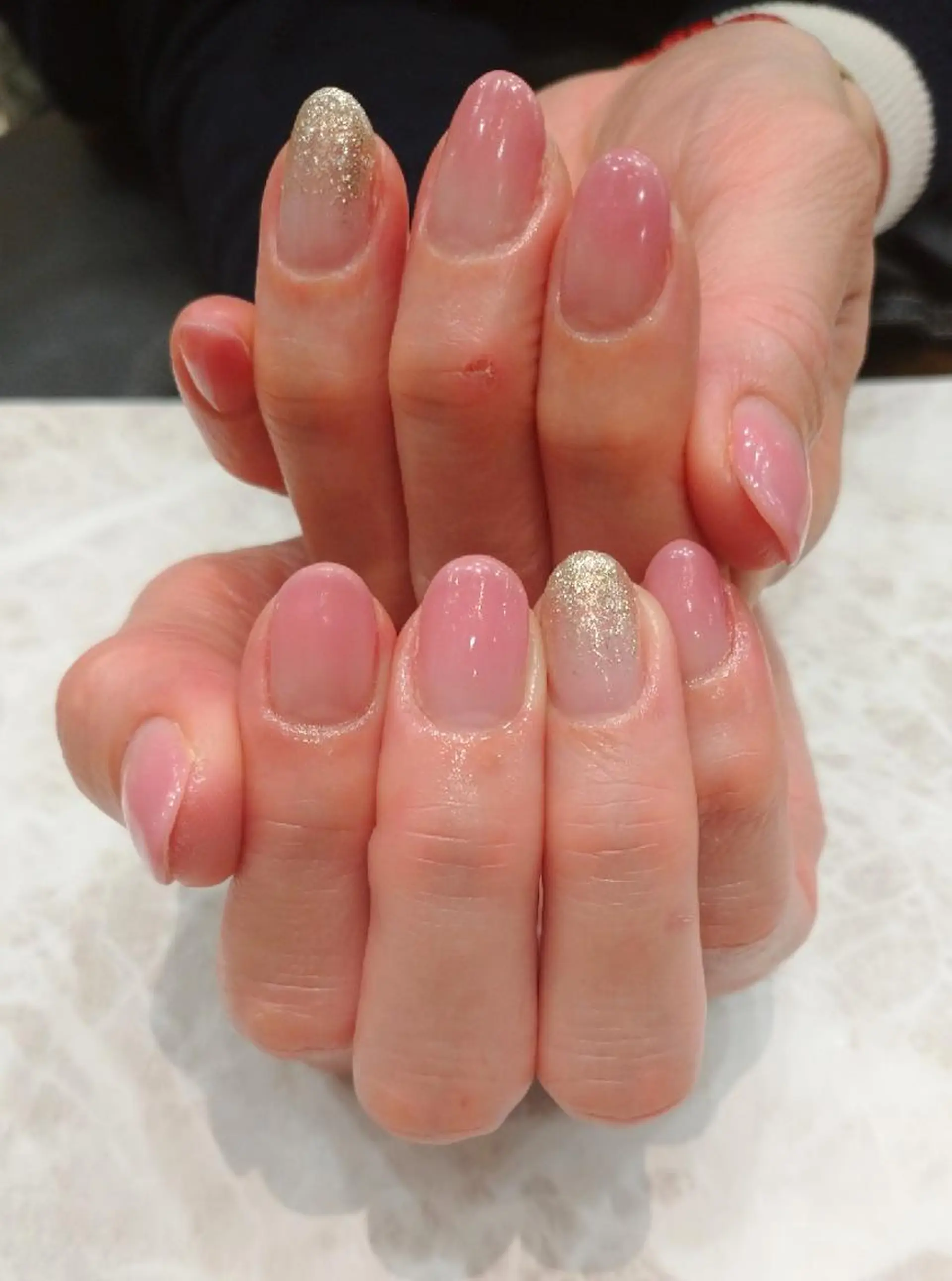 ネイル グラデーション ハンドネイル 會田 瑠衣のネイルデザイン