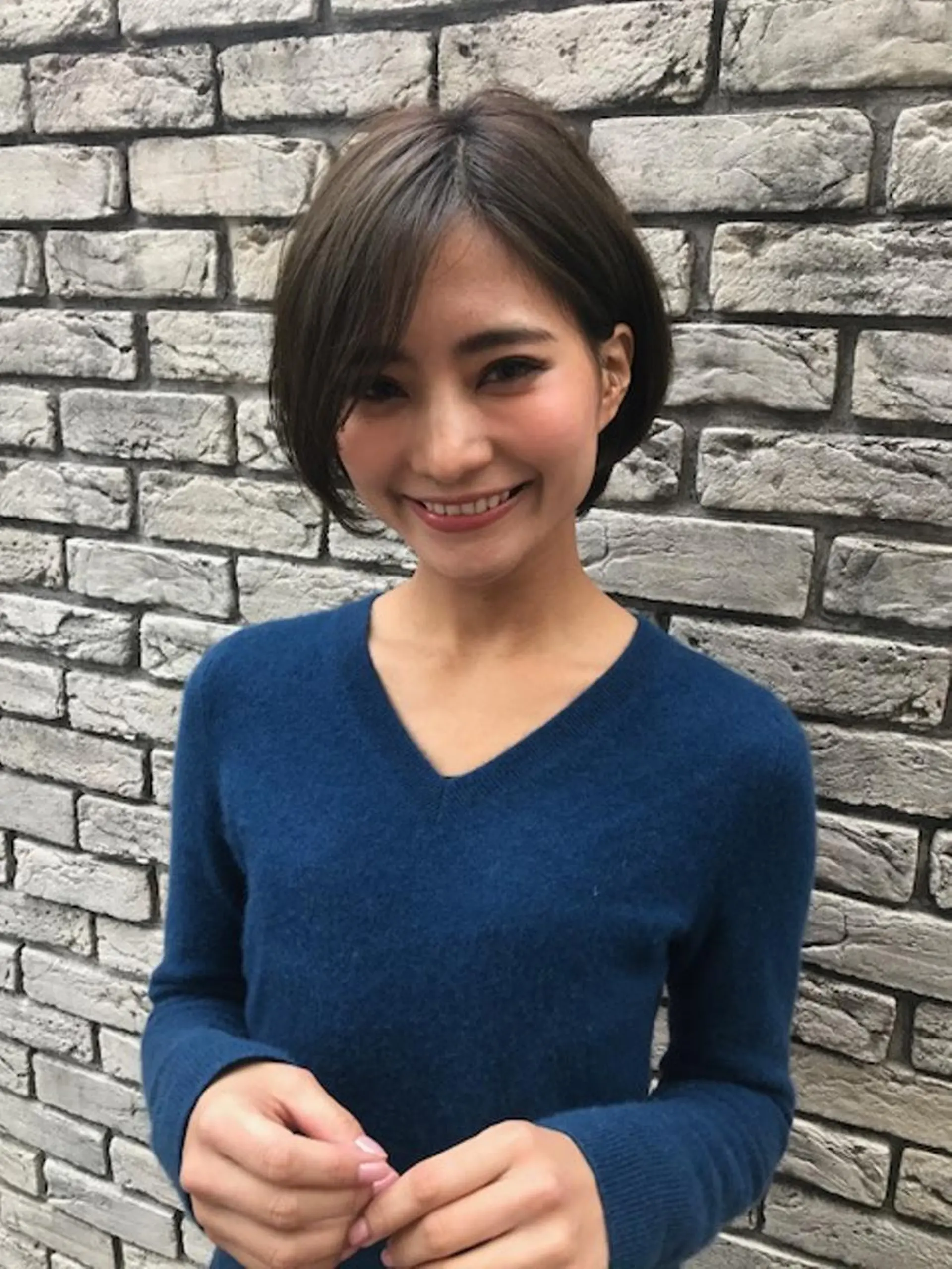ショート カラー 羽田 ひろむのヘアスタイル