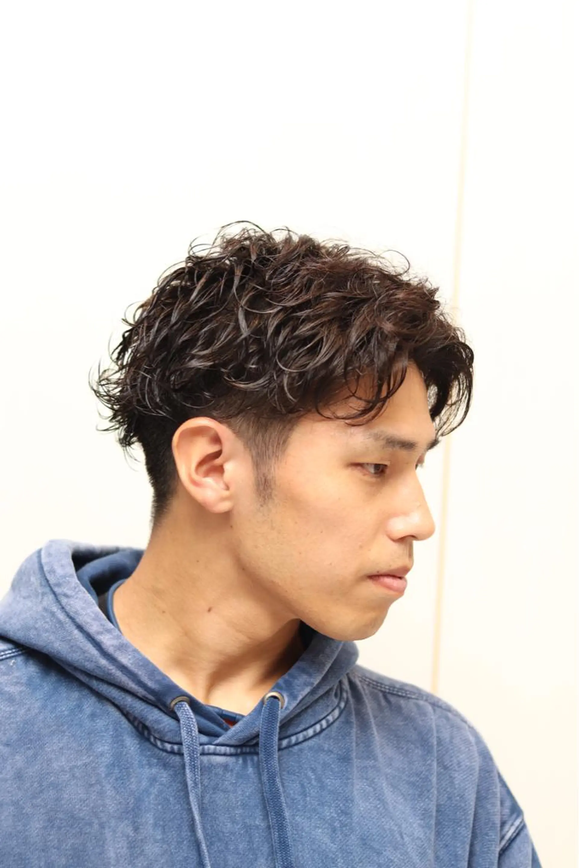 ミディアム HAIR&GROOMING YOSHIZAWA Inc.BANDAI所属・みよし まさとのヘアスタイル