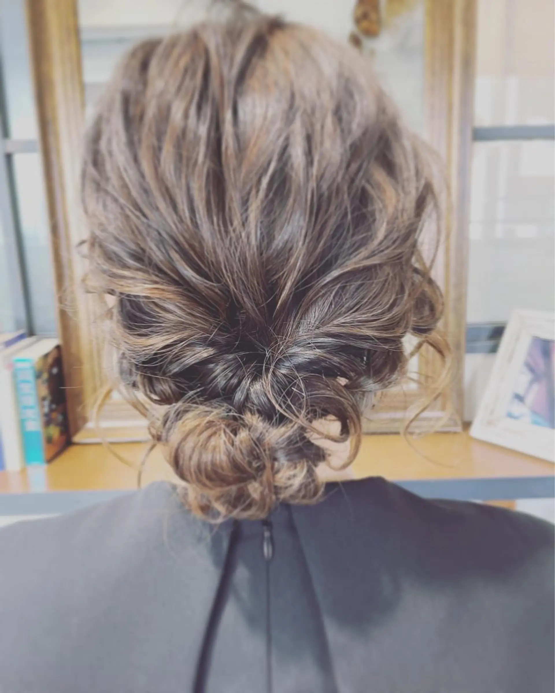 セミロング カラー ヘアアレンジ Calenda/ パーソナル美髪サロンのヘアスタイル