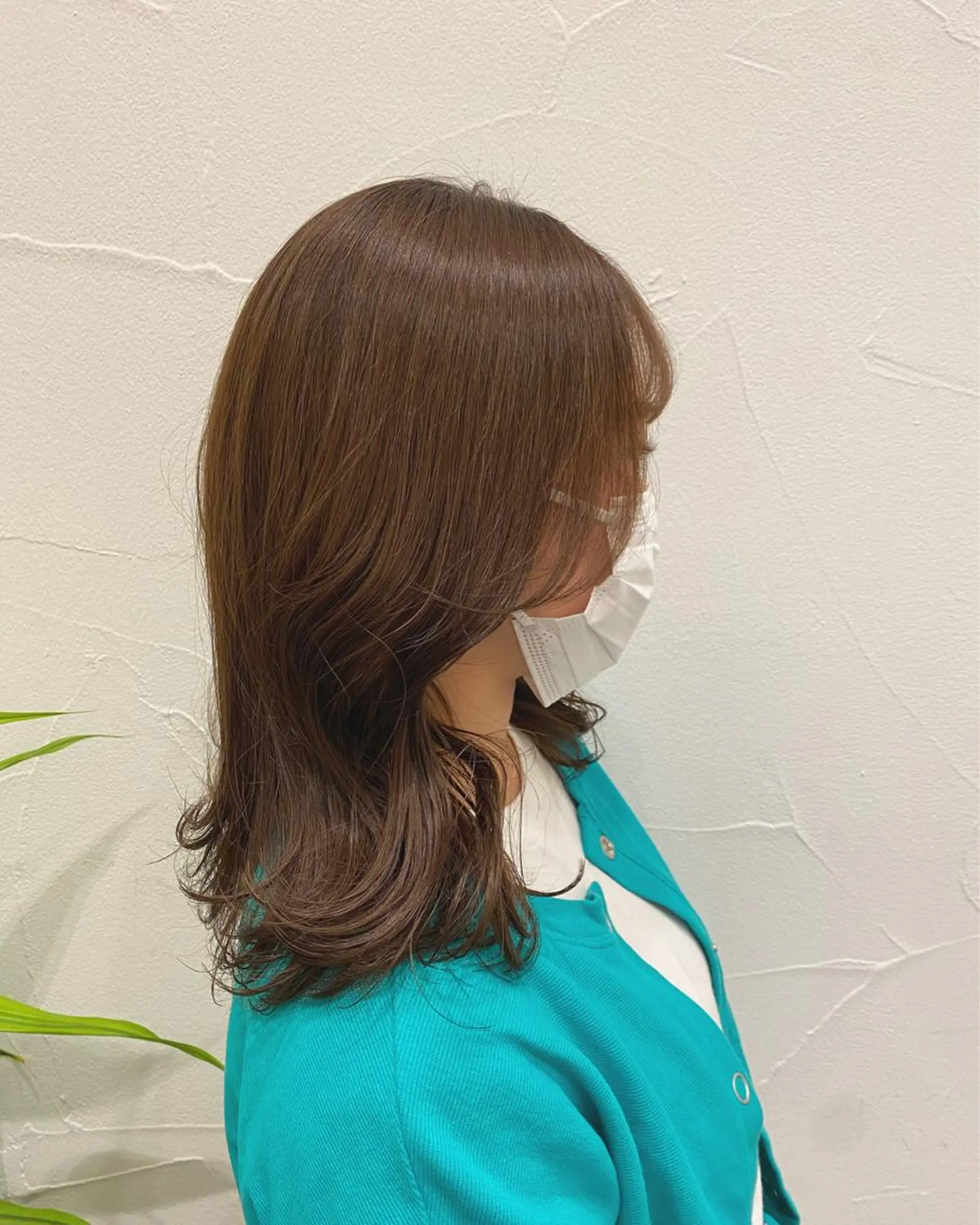 ミディアム カラー グレージュ モカグレージュ 顔まわりレイヤー 顔周りカット 韓国風ヘア Ash中目黒店 榊間茜のヘアスタイル