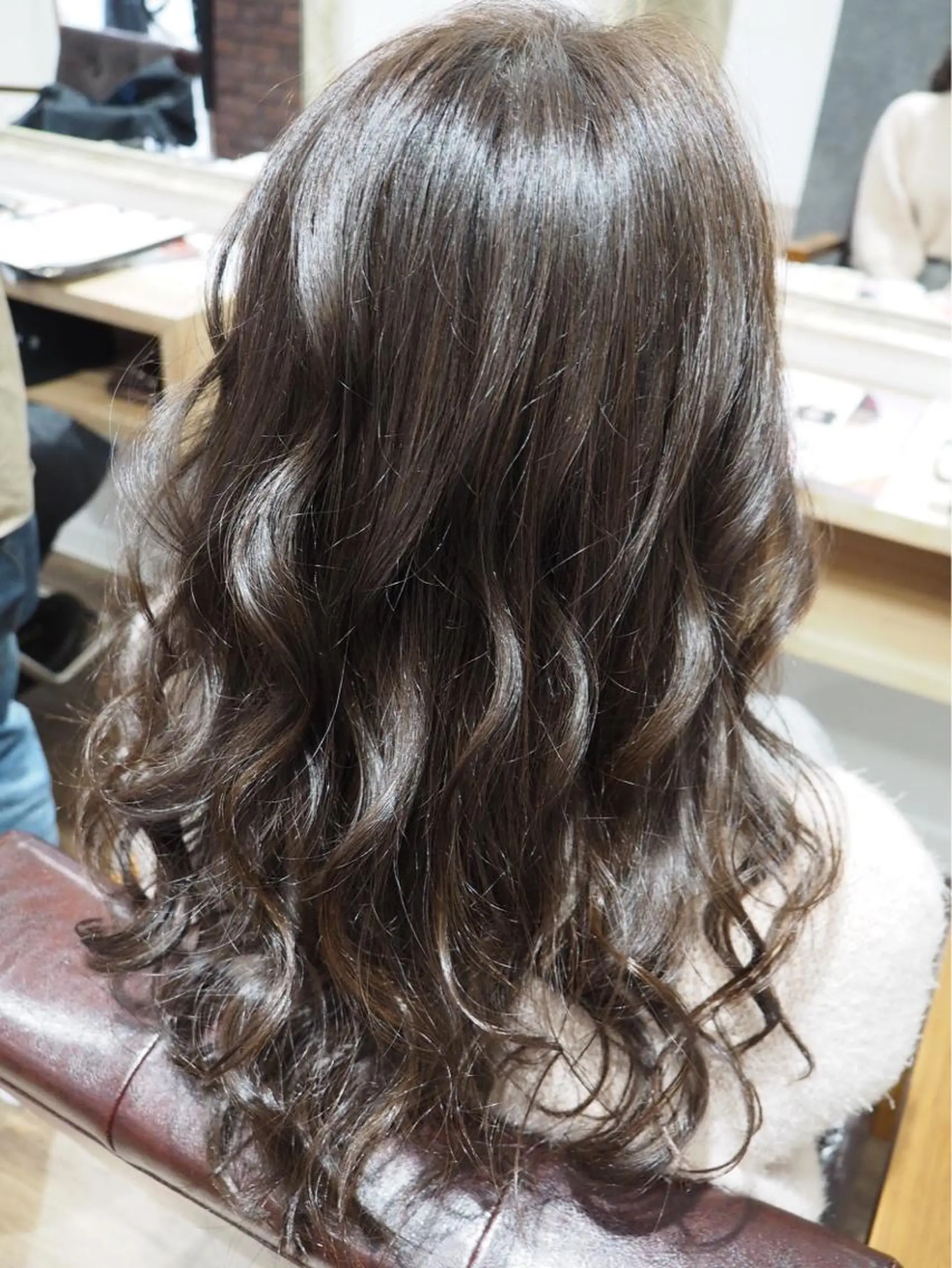カラー ヘアカラー トリートメント 土屋 貴章のヘアスタイル