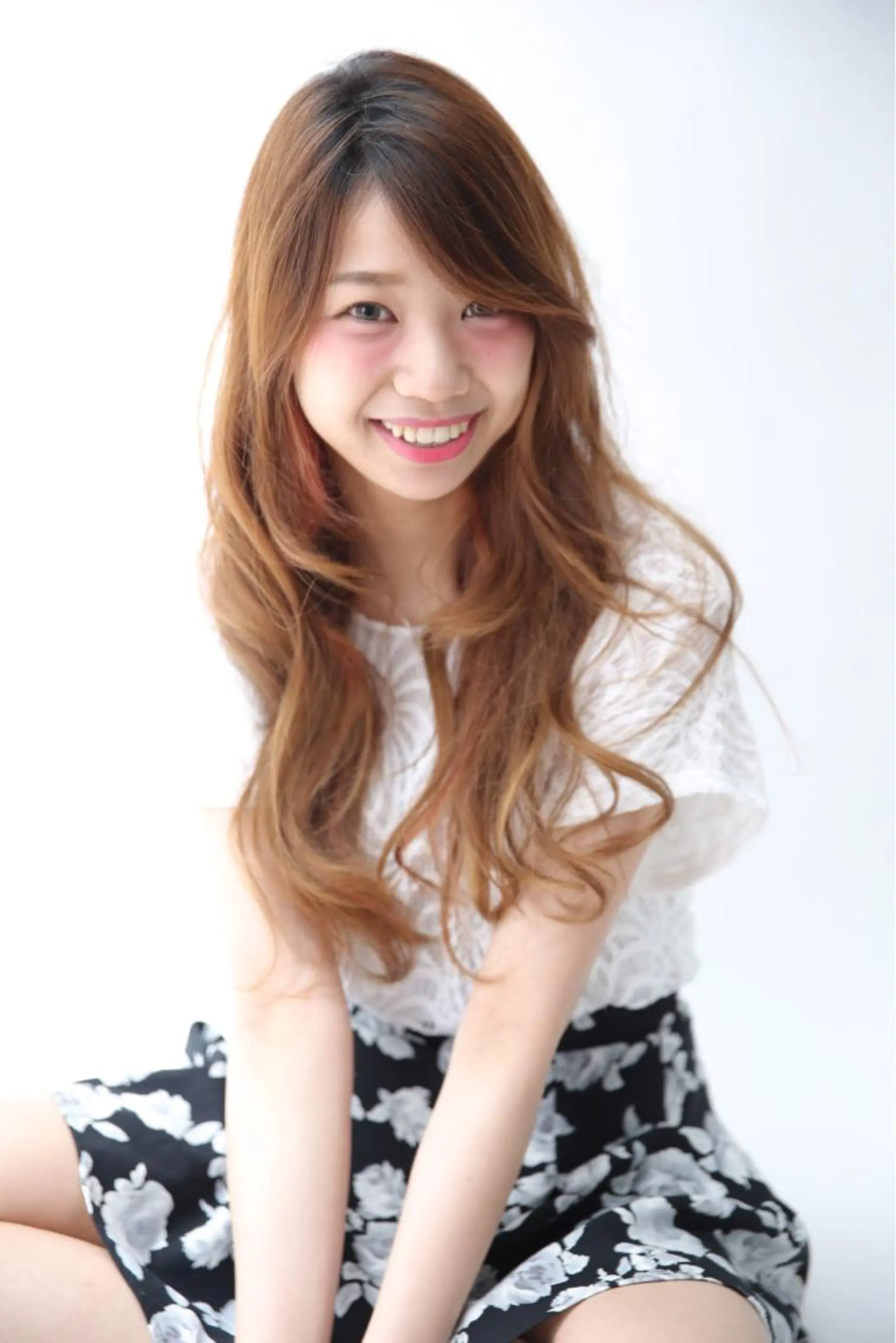 セミロング カラー Hair make VERDA所属・宮下 耕平のヘアスタイル