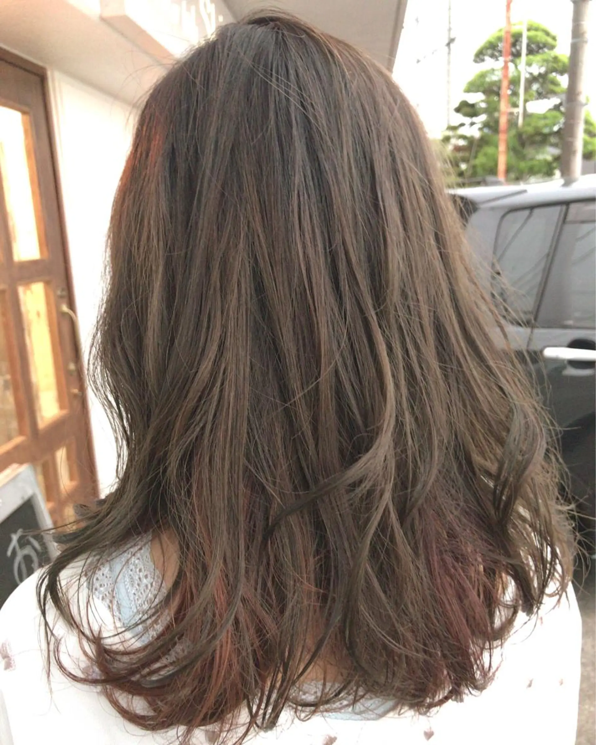 セミロング カラー レイヤーカット匠 イソザキノリユキのヘアスタイル