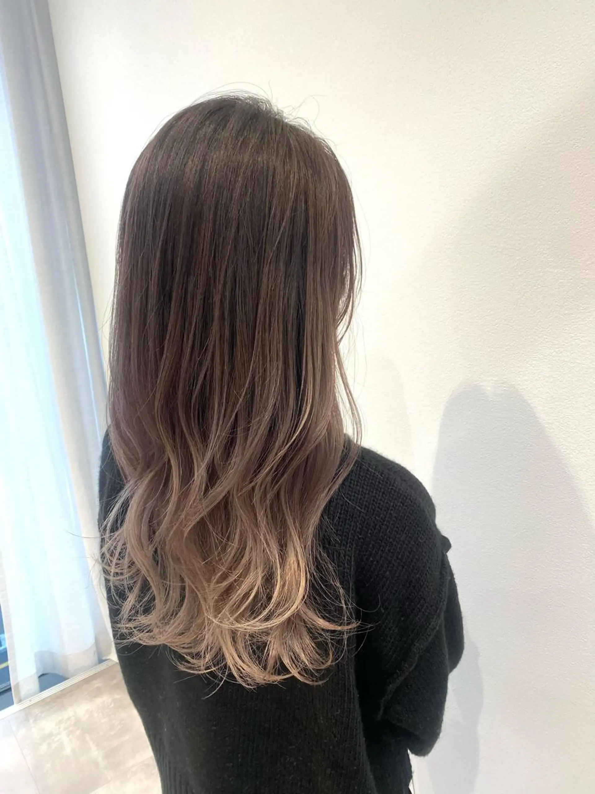 ロング カラー バレイヤージュ レイヤーカット ヘアカラー トリートメント Forest. -髪質改善-のヘアスタイル