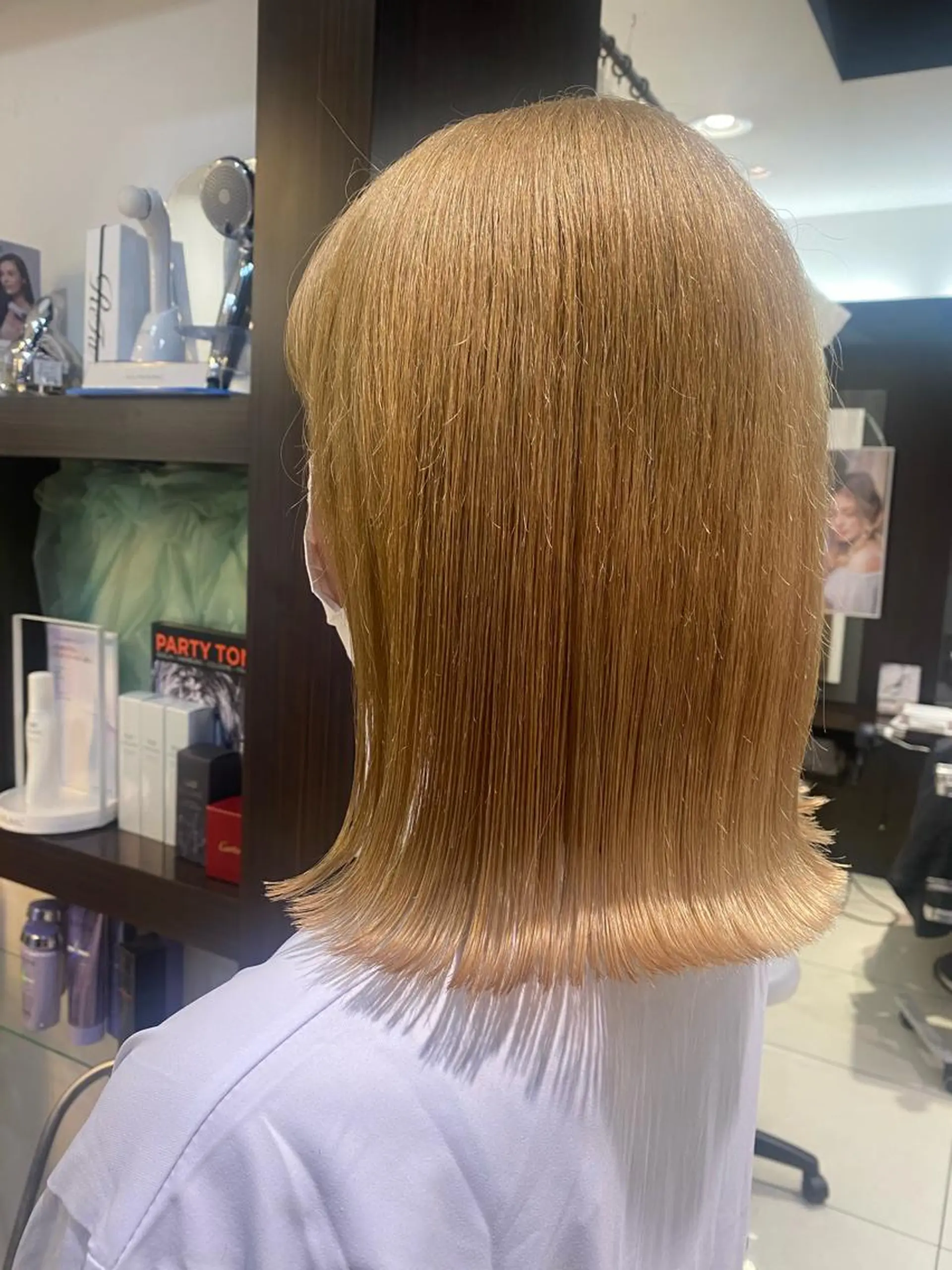 ミディアム ∴Sanae. ∴ トータルビューティーのネイルデザイン