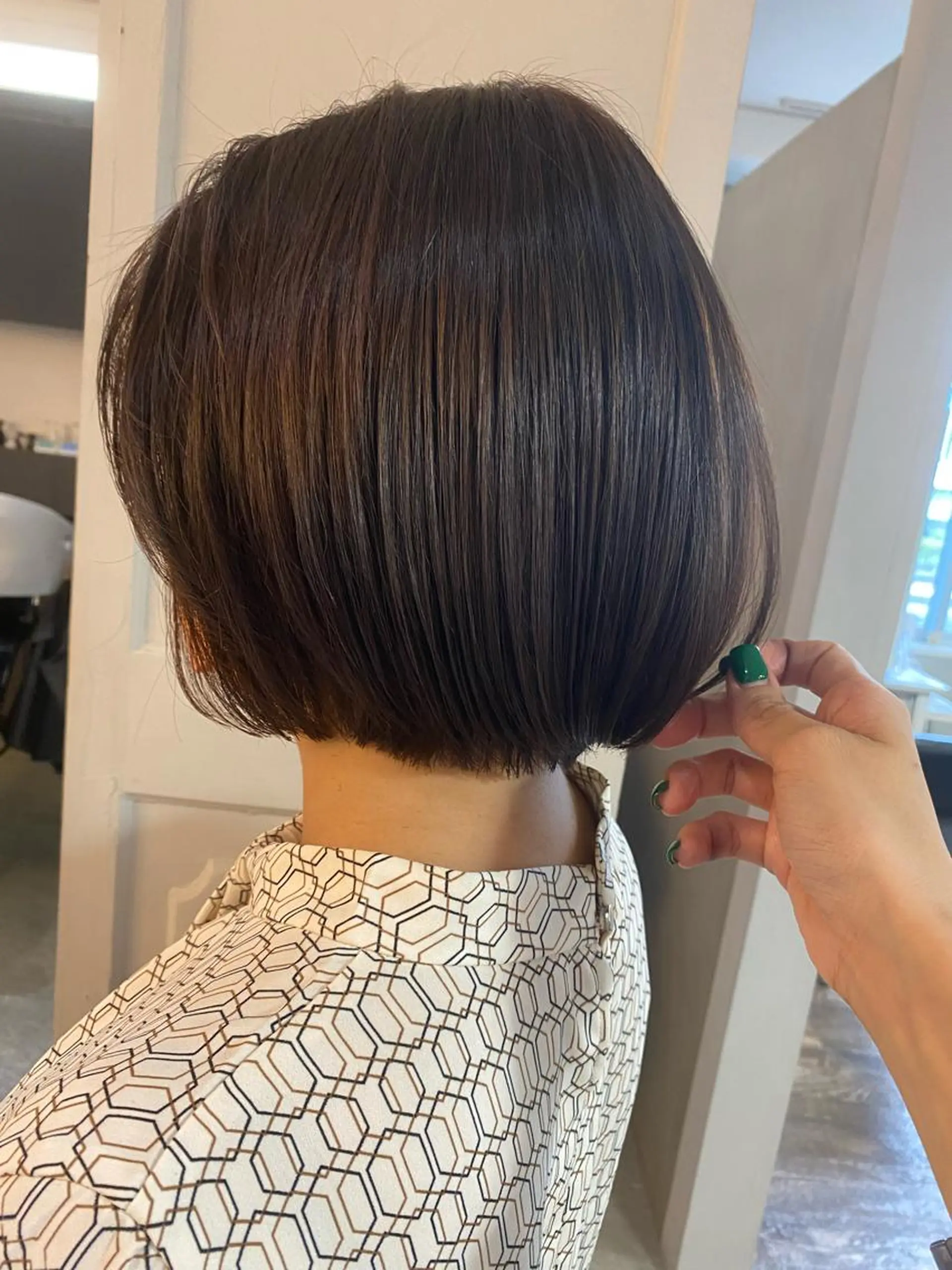 ショート カラー カット ヘアカラー 梅田ハイトーン チダ ヒナノのヘアスタイル